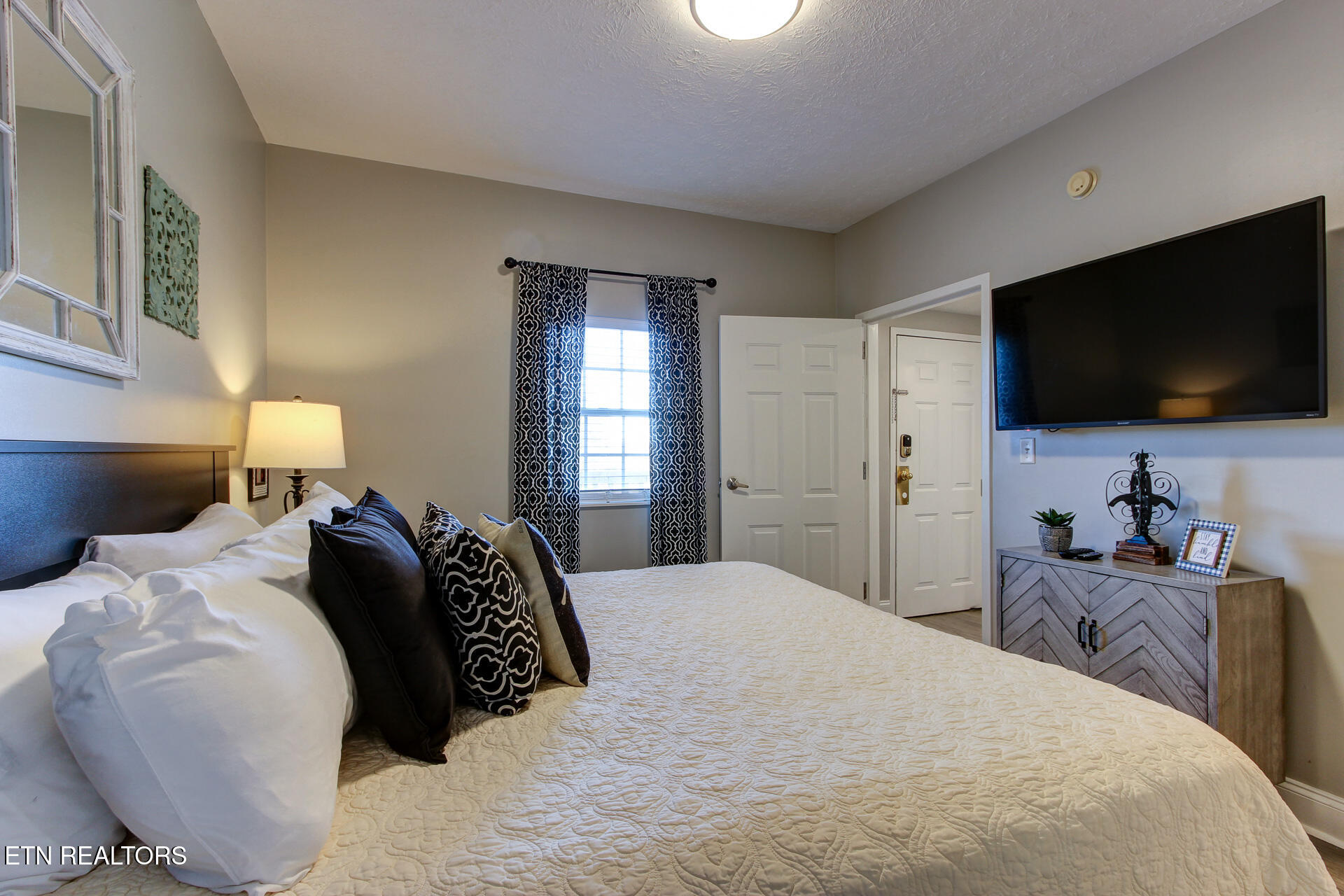 820 Golf View Boulevard Pigeon Forge TN 37863