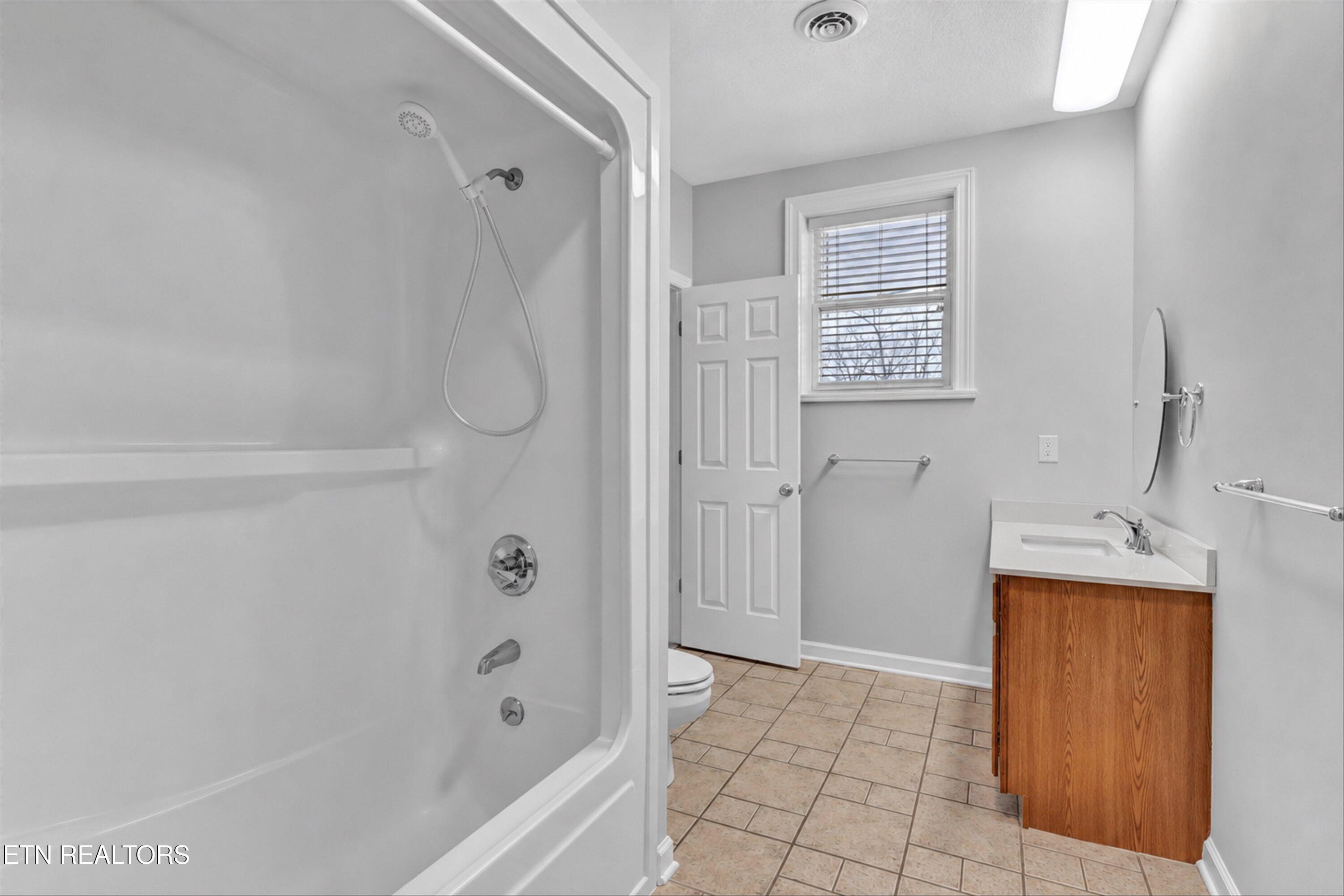 338 Pinnacle View Way Gatlinburg TN 37738