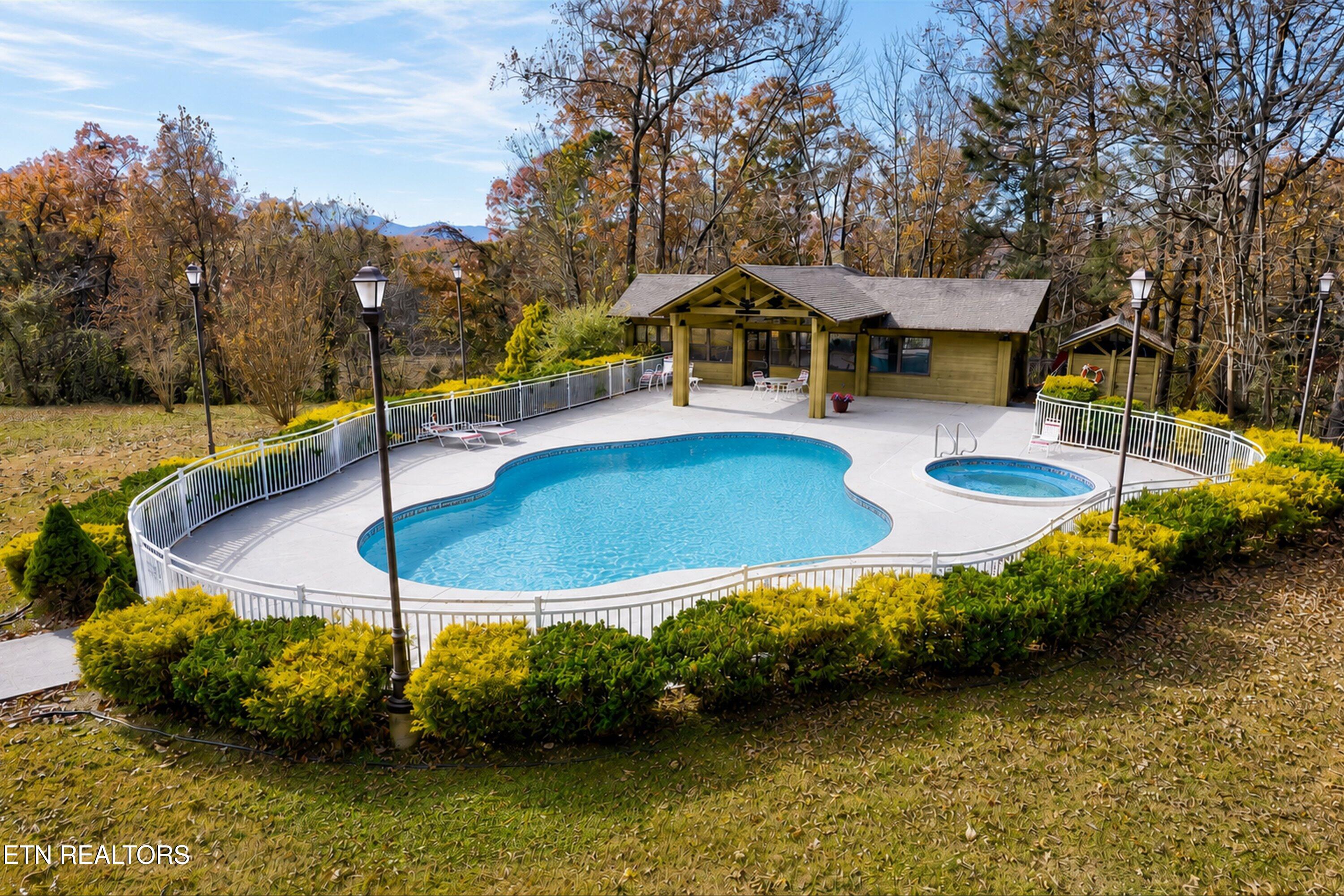 338 Pinnacle View Way Gatlinburg TN 37738