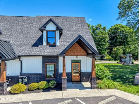 410 Fleeta Williams Way Sevierville TN 37862