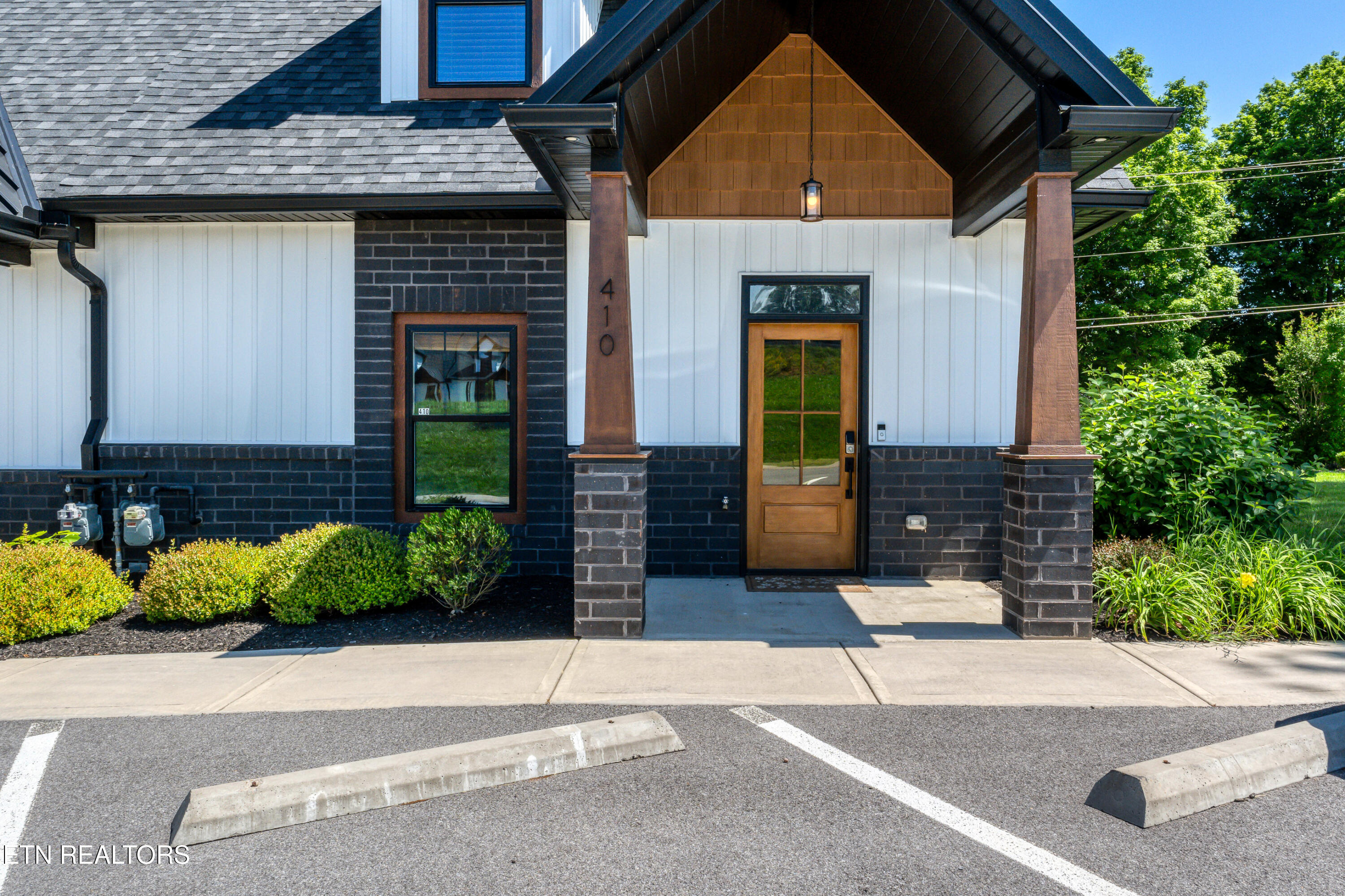 410 Fleeta Williams Way Sevierville TN 37862