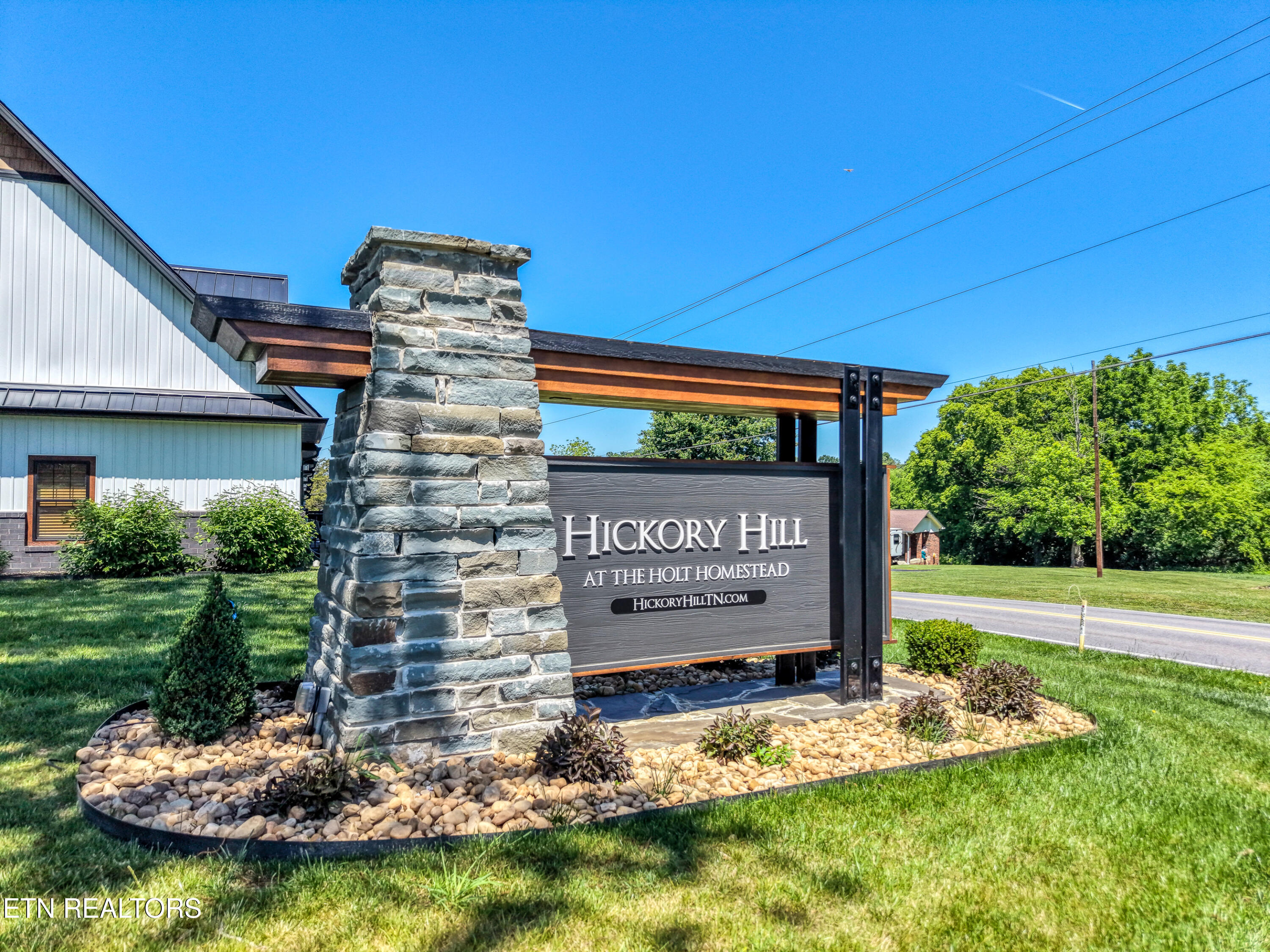 410 Fleeta Williams Way Sevierville TN 37862