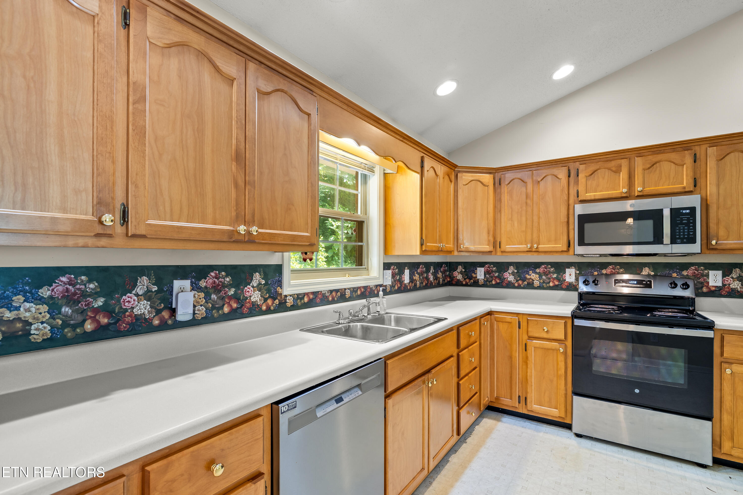 154 Manchester Drive Maryville TN 37803