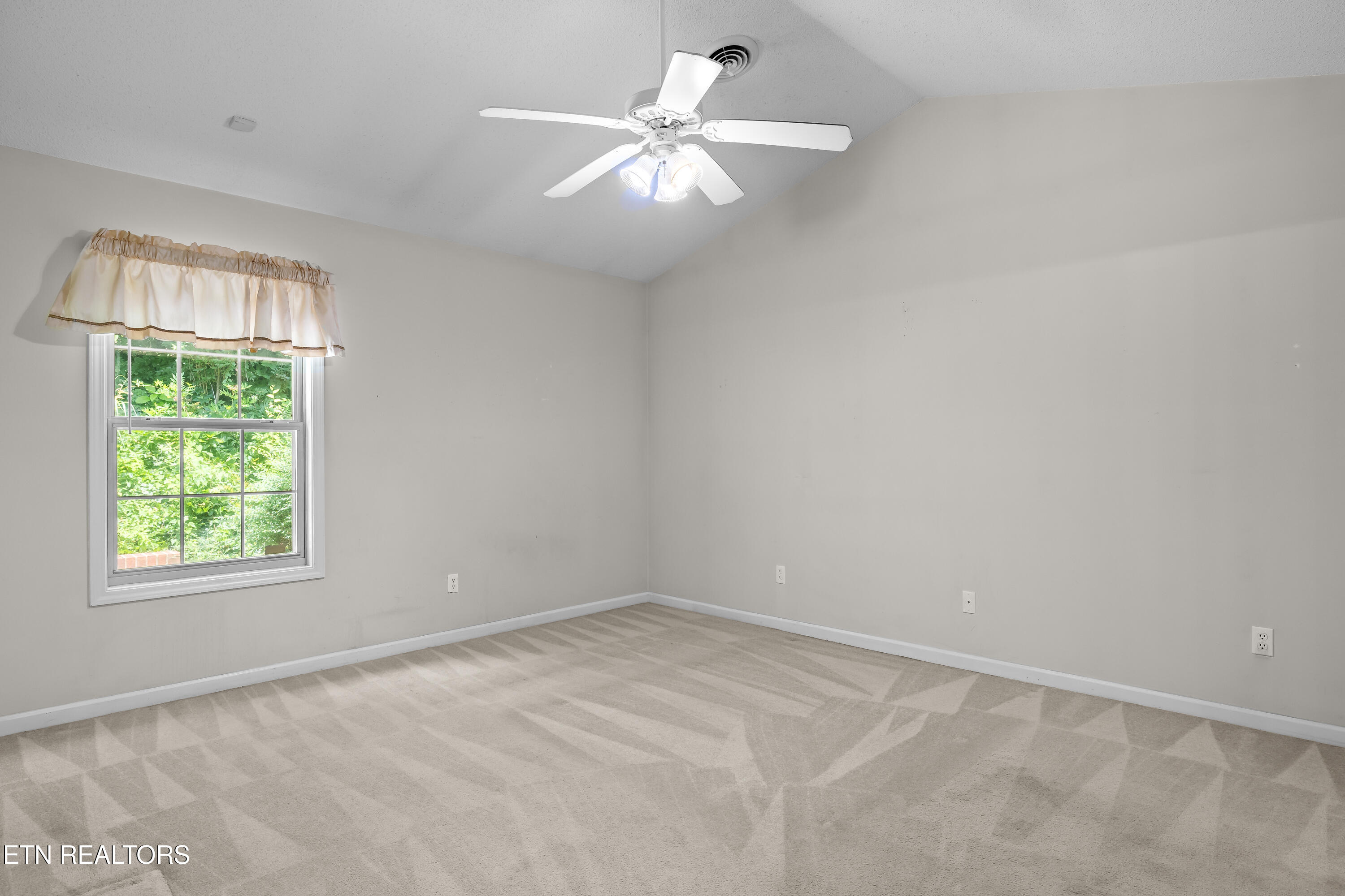 154 Manchester Drive Maryville TN 37803