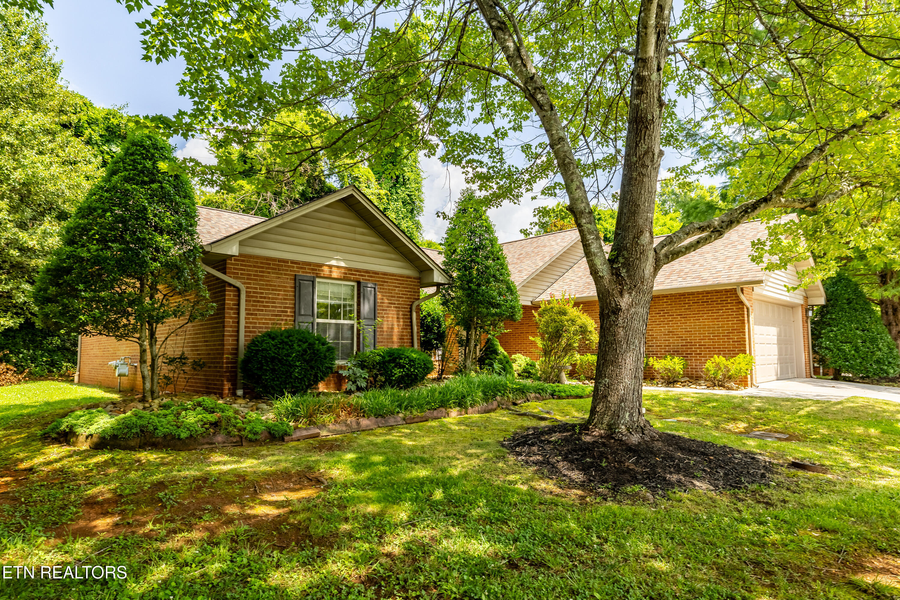 154 Manchester Drive Maryville TN 37803