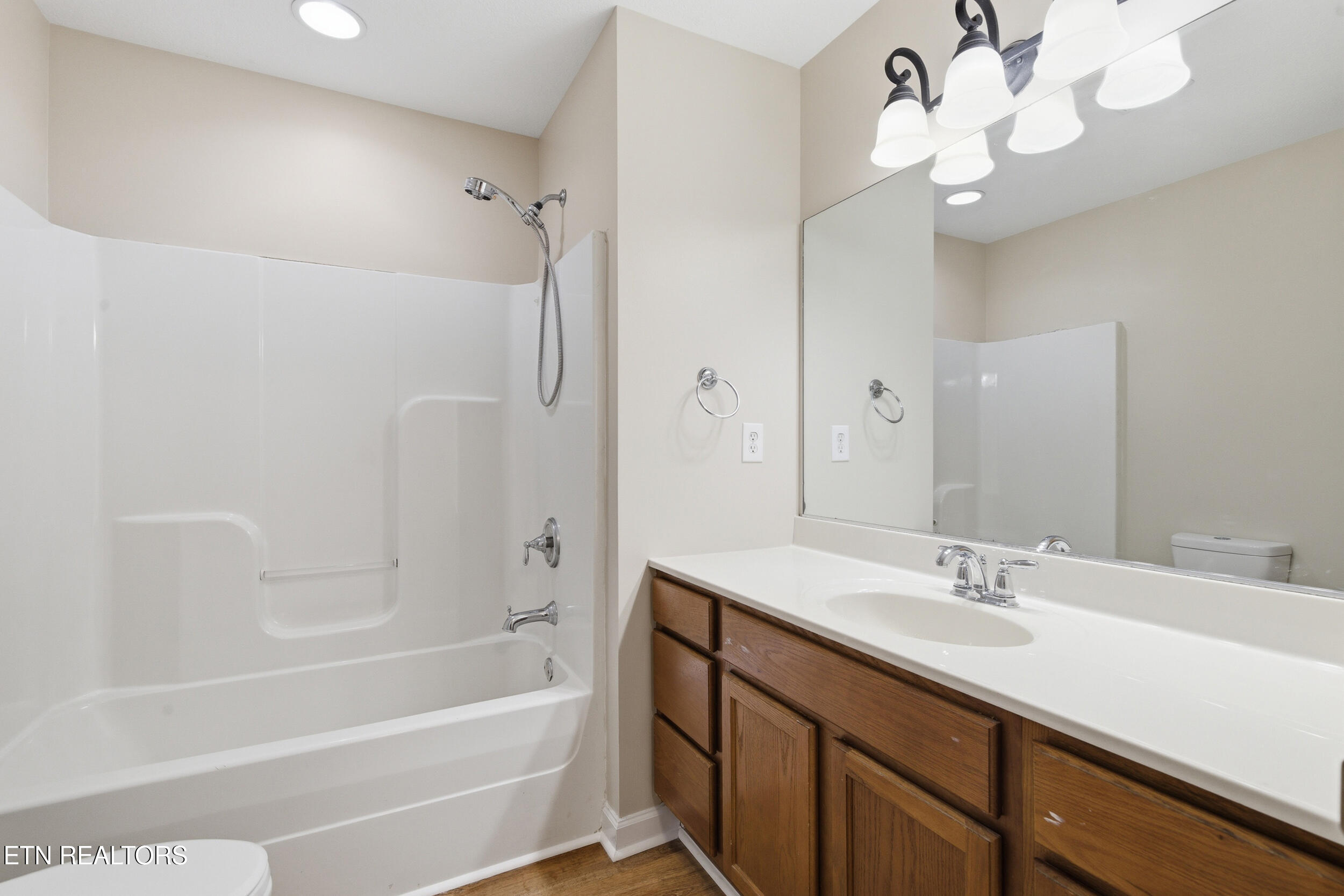 4746 Forest Landing Way Knoxville TN 37918