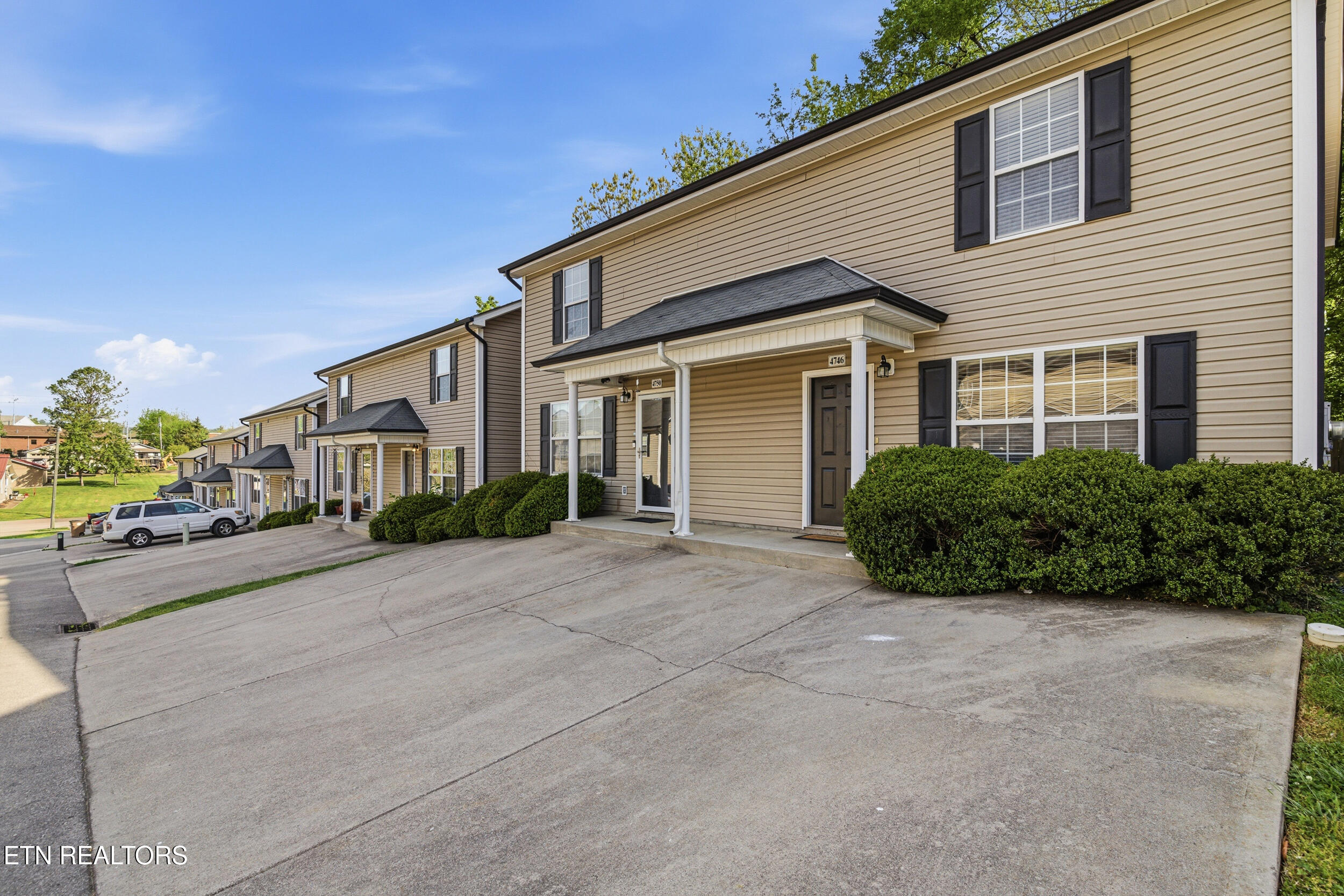 4746 Forest Landing Way Knoxville TN 37918