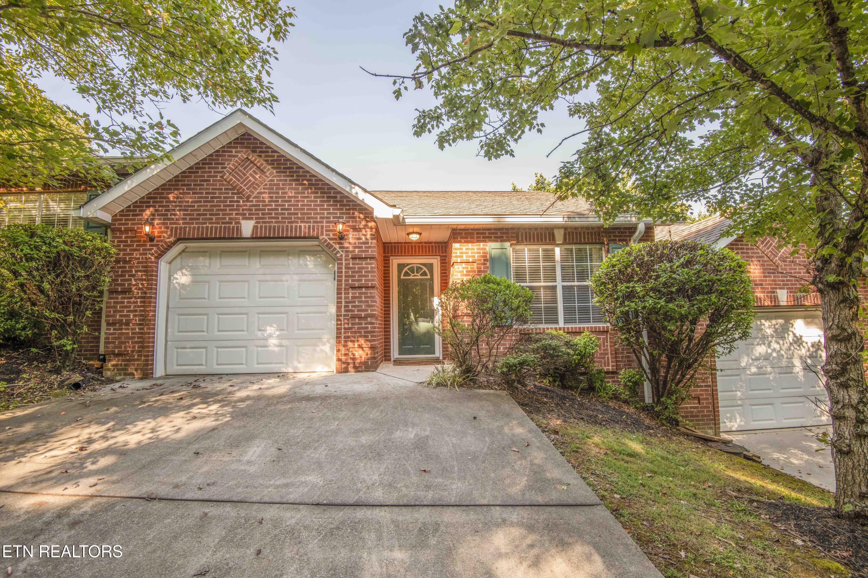 1315 Lucy Way Knoxville TN 37912