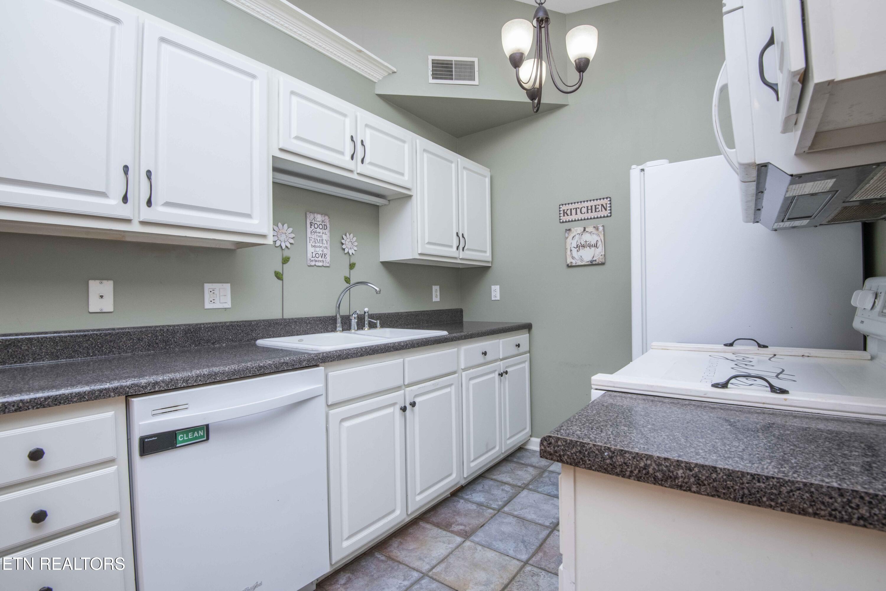 1315 Lucy Way Knoxville TN 37912