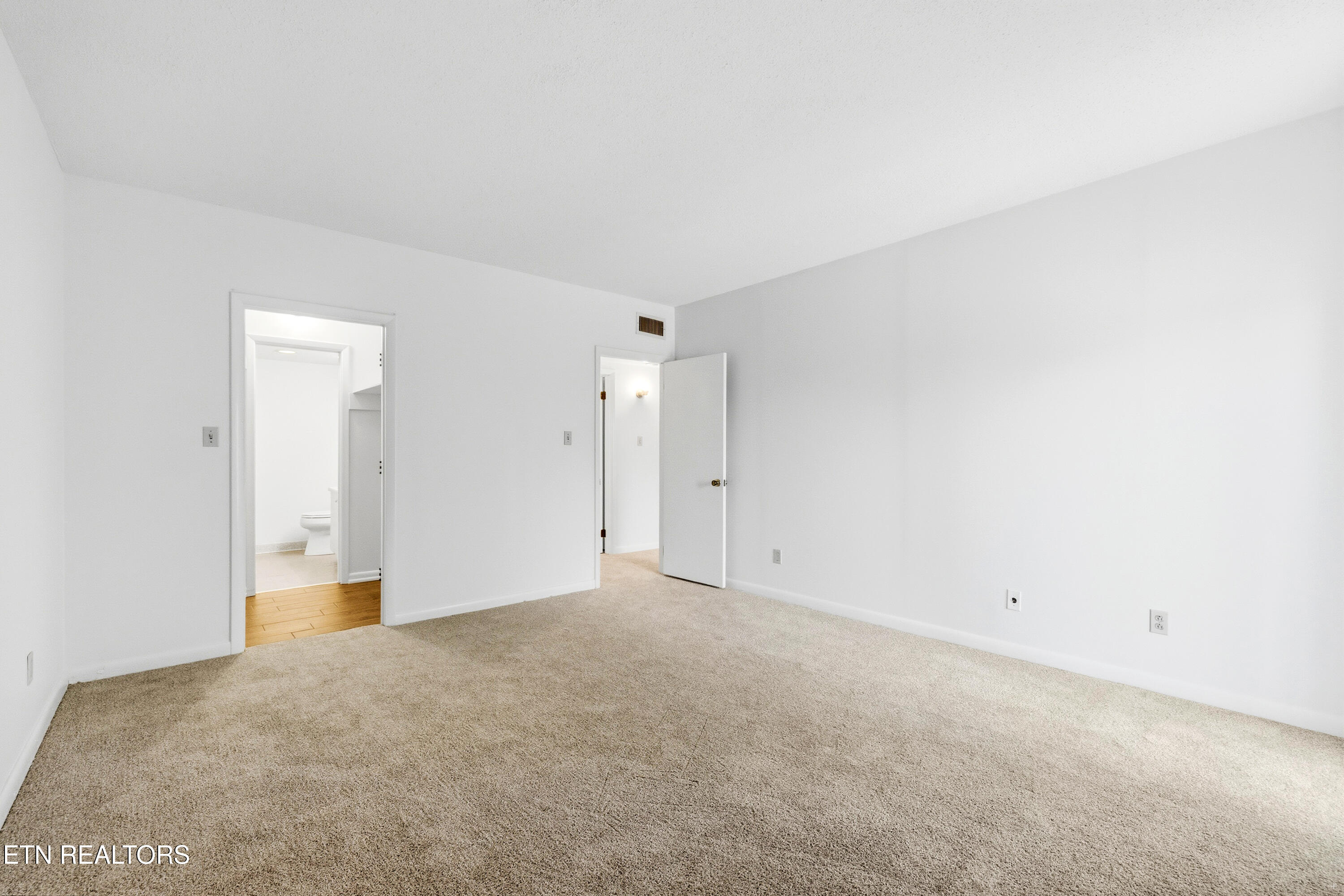 5709 Lyons View Pike Knoxville TN 37919