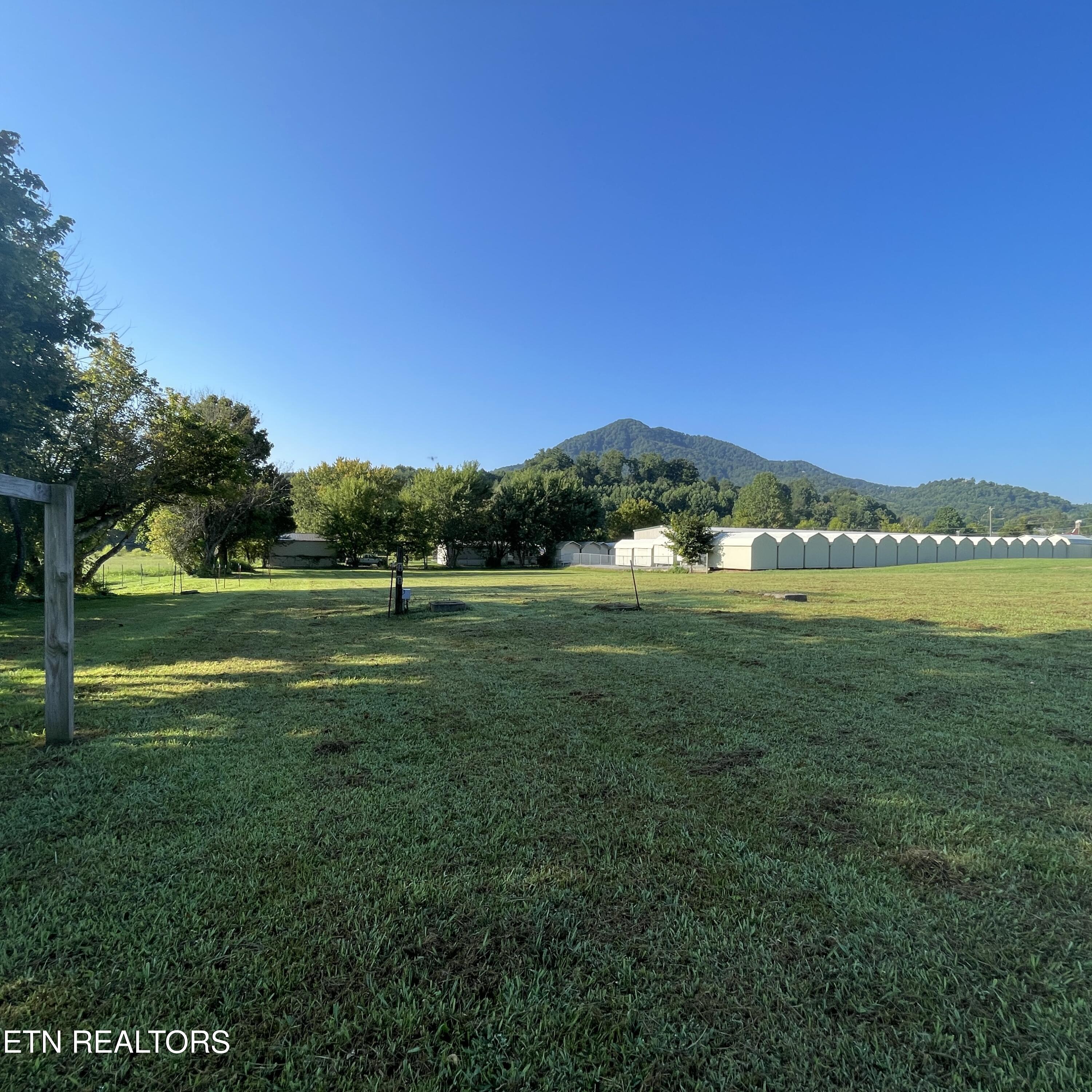 3771 Wears Valley Road Sevierville TN 37862