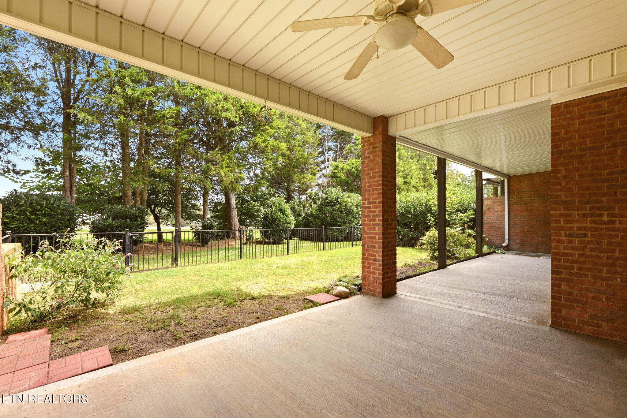 7608 Charmwood Way Knoxville TN 37938