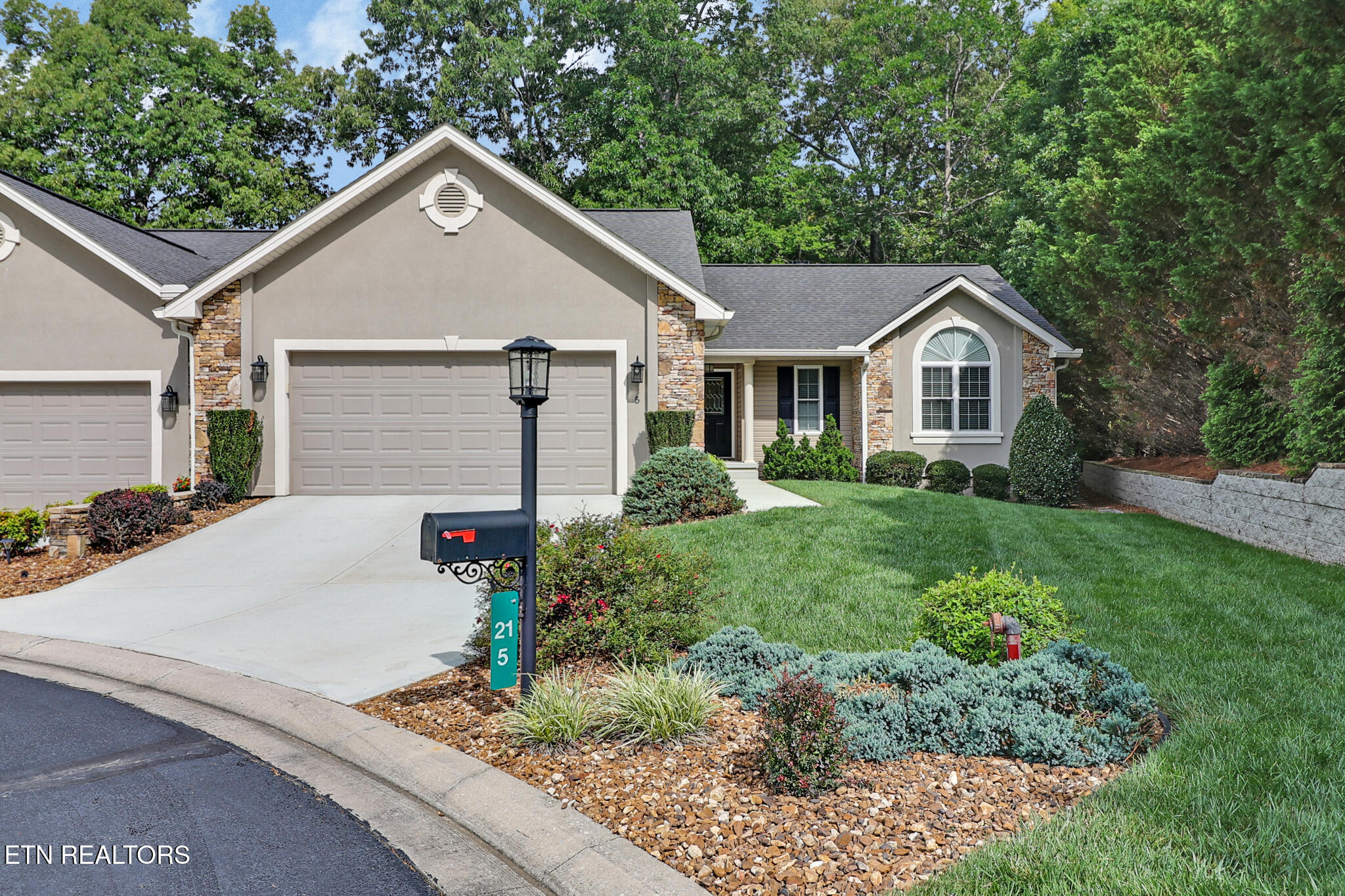 5 Heatherhurst Court Crossville TN 38558