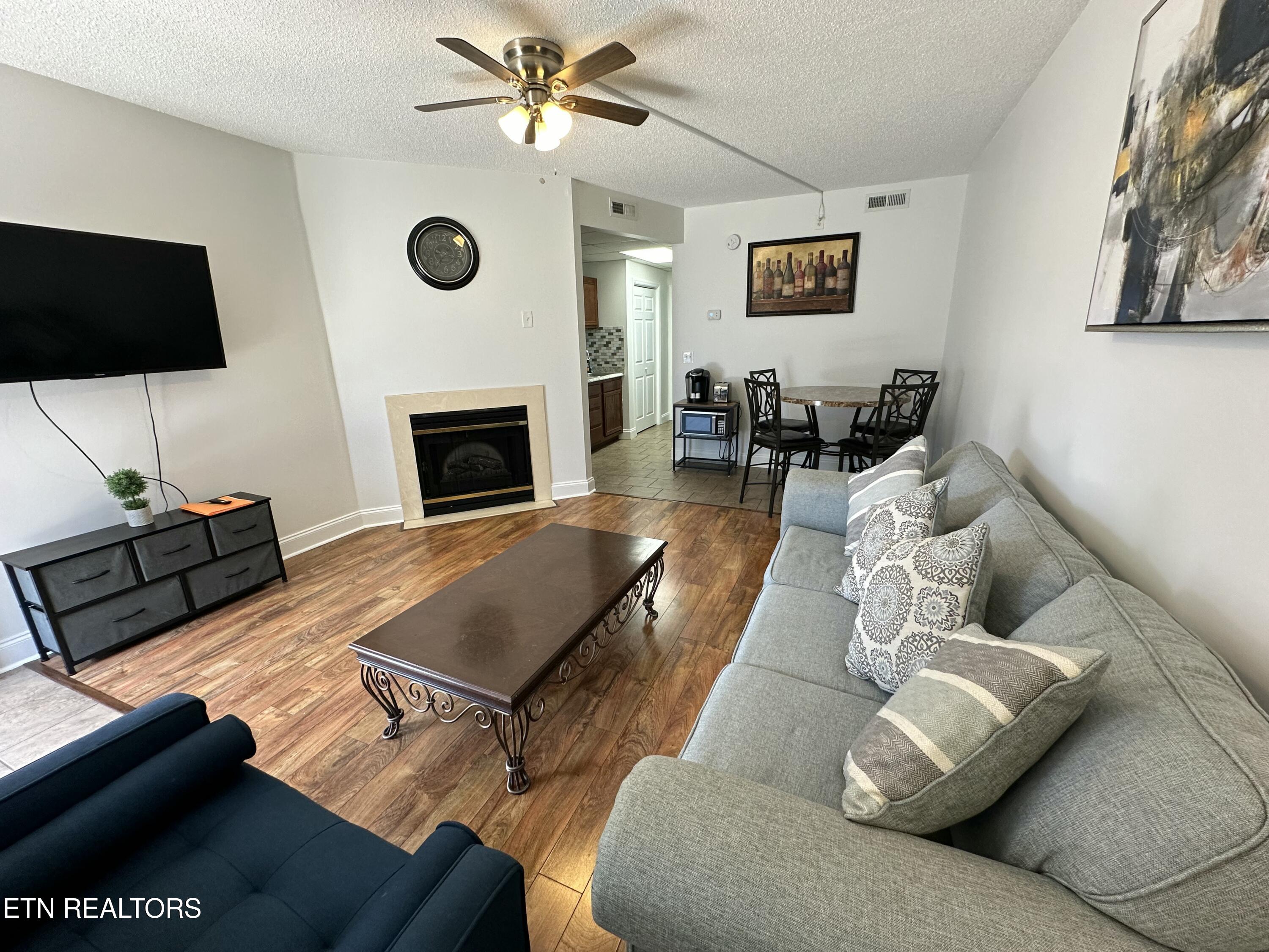 2748 Florence Drive Pigeon Forge TN 37863
