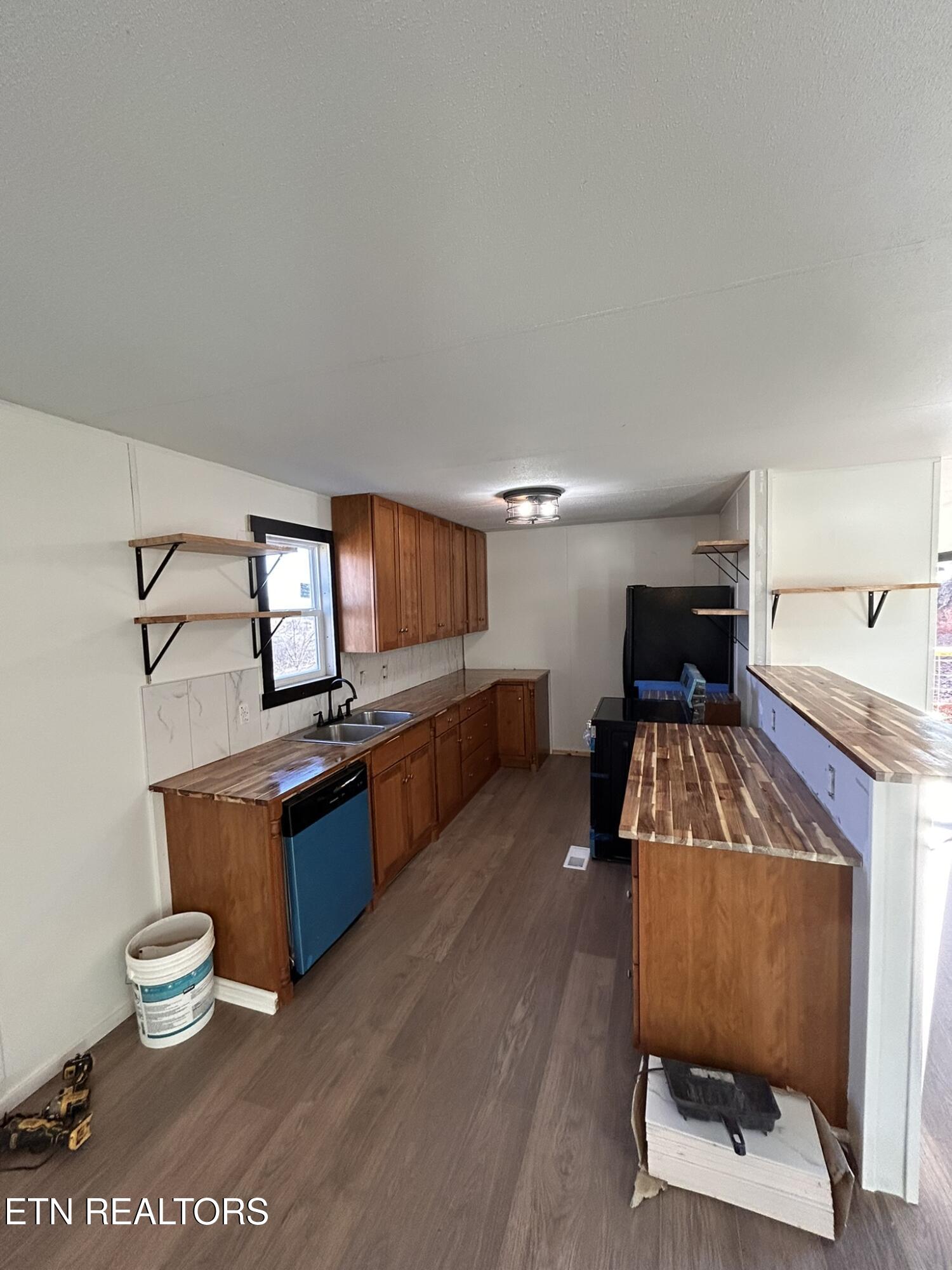 230 Cingular Drive New Tazewell TN 37825
