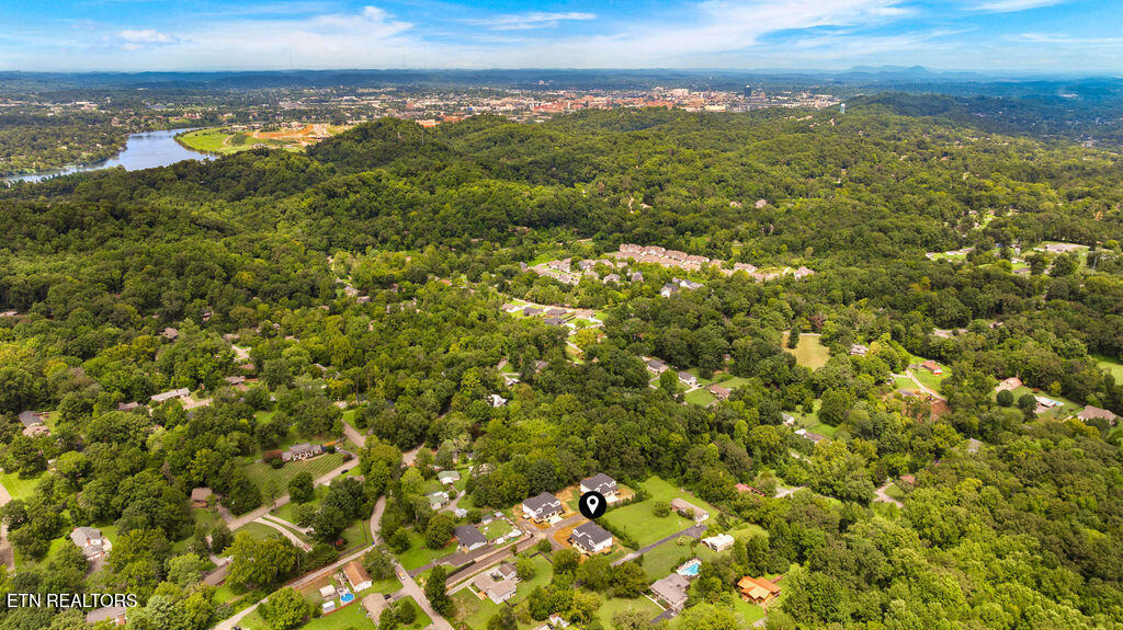 2636 White Plains Way Knoxville TN 37920