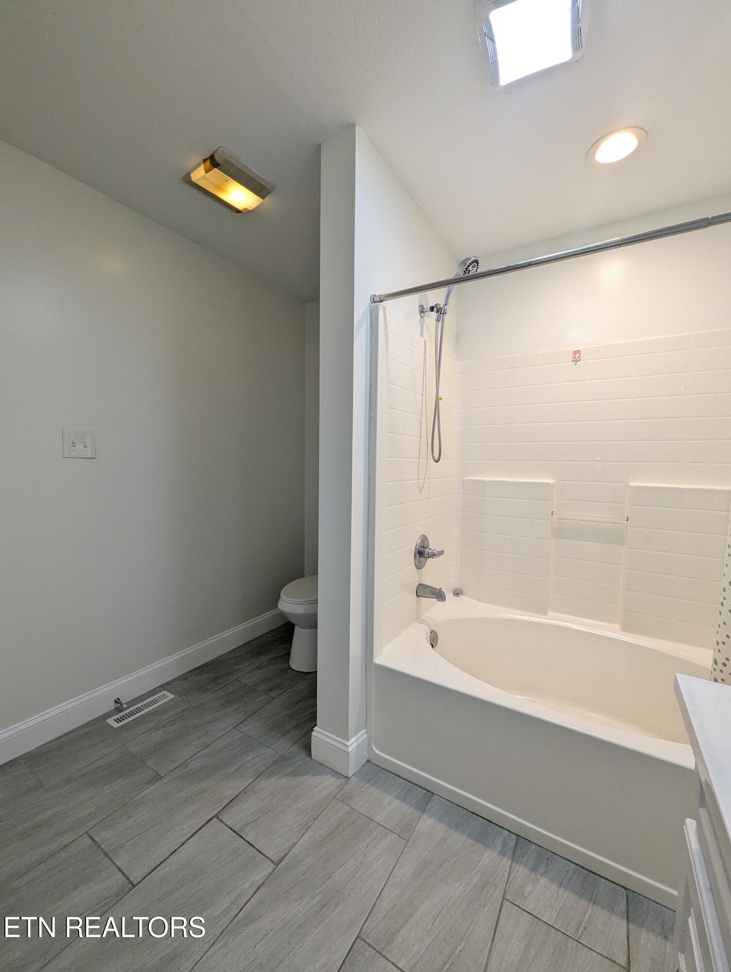 2446 Glen Meadow Road Knoxville TN 37909