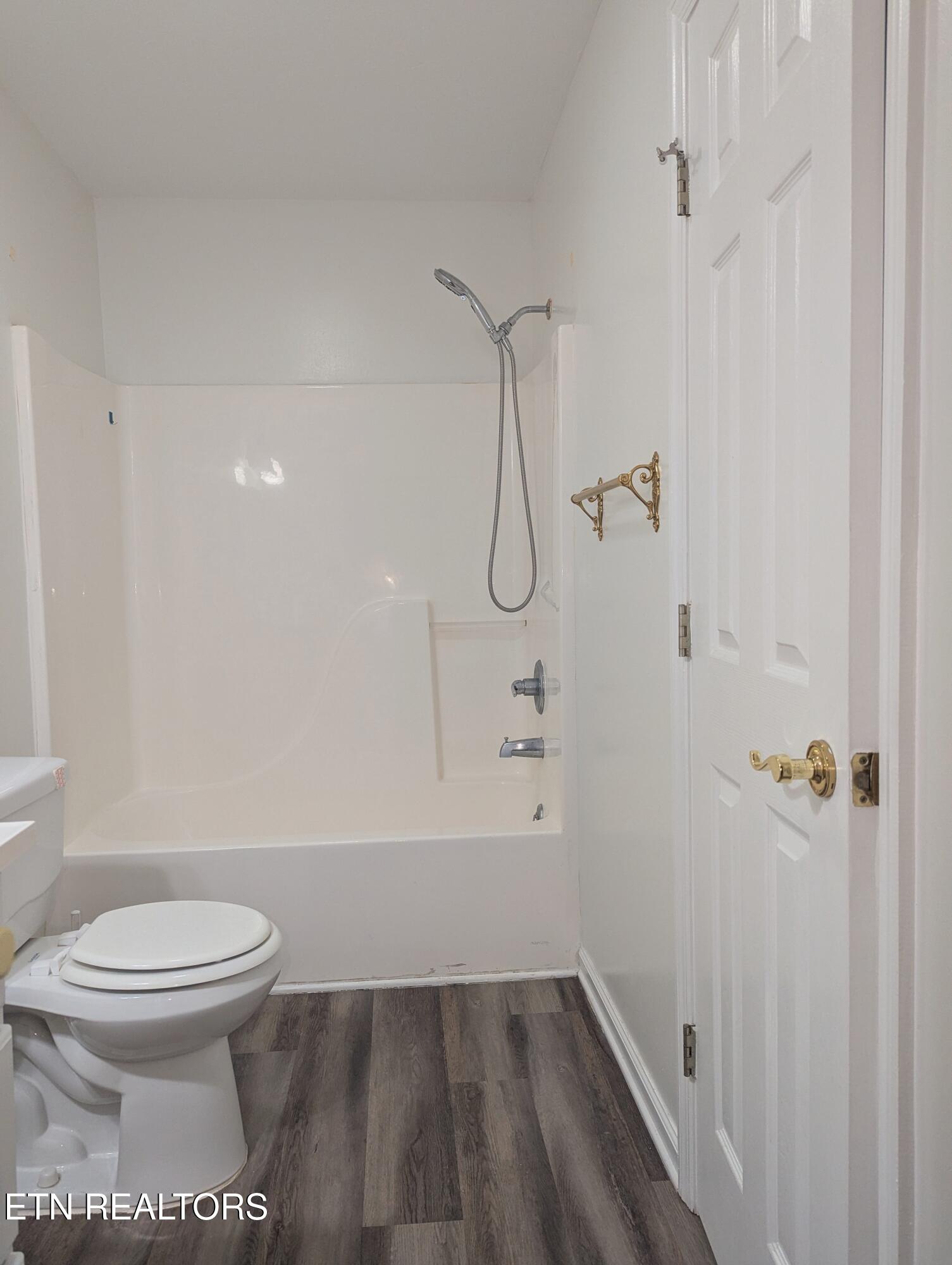 2446 Glen Meadow Road Knoxville TN 37909