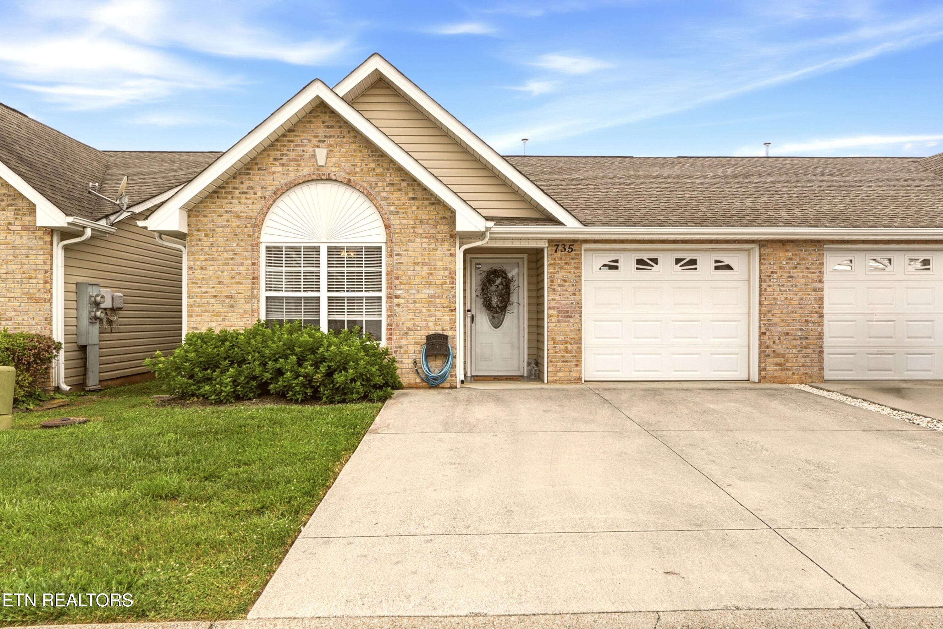 735 Greensboro Way Knoxville TN 37912