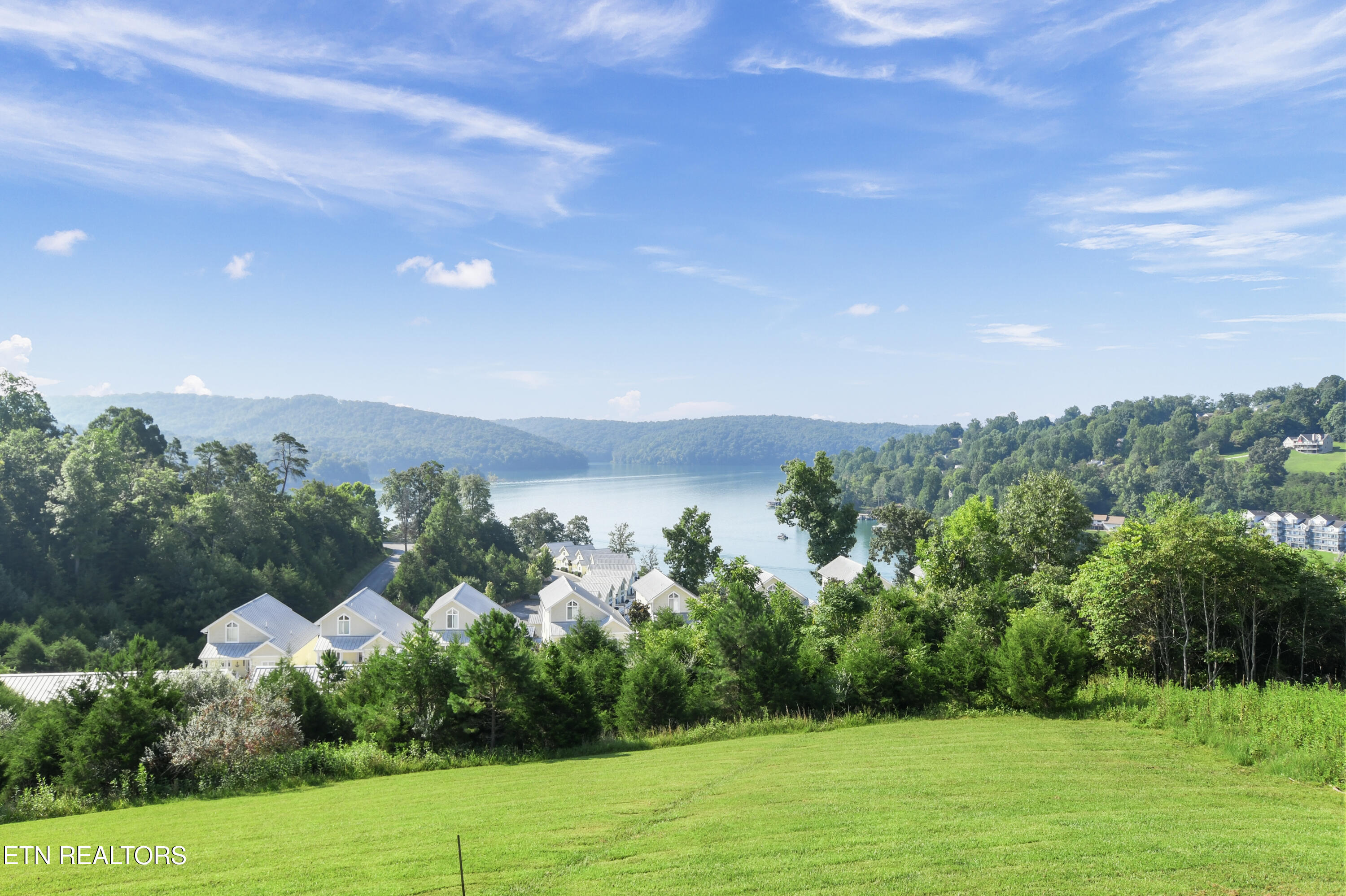 110 E Harbor View Lane Lafollette TN 37766