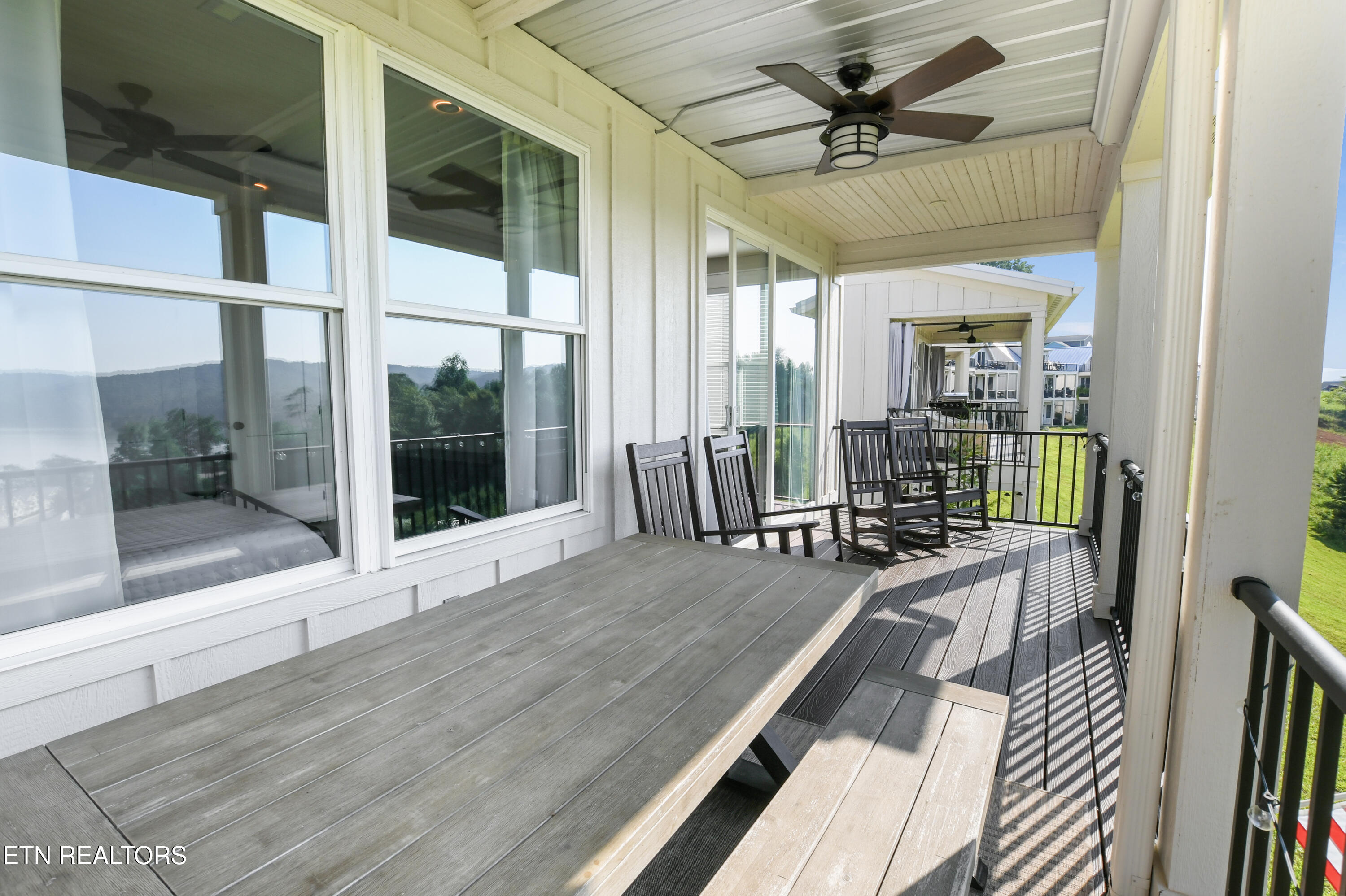 110 E Harbor View Lane Lafollette TN 37766