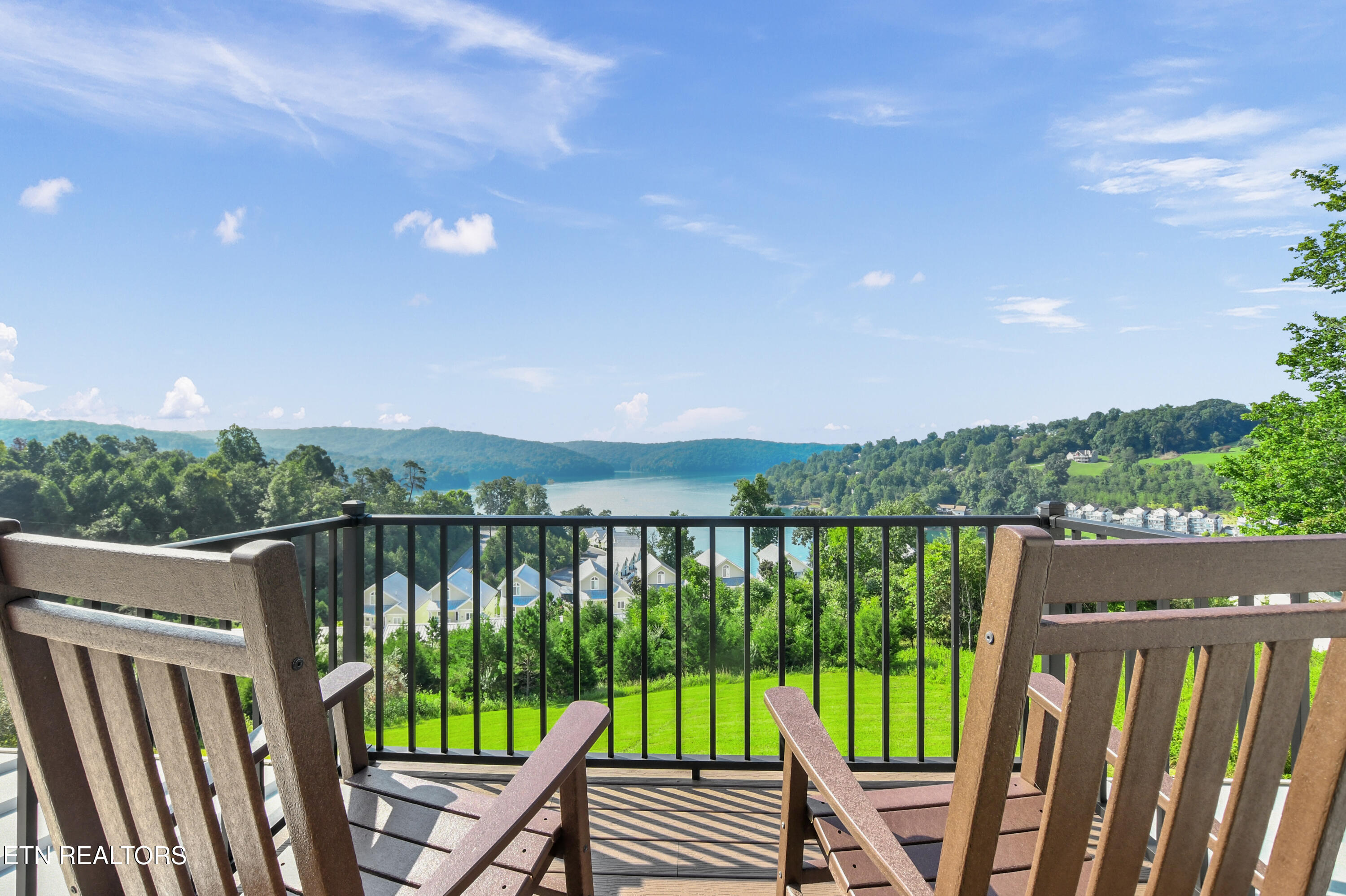 110 E Harbor View Lane Lafollette TN 37766
