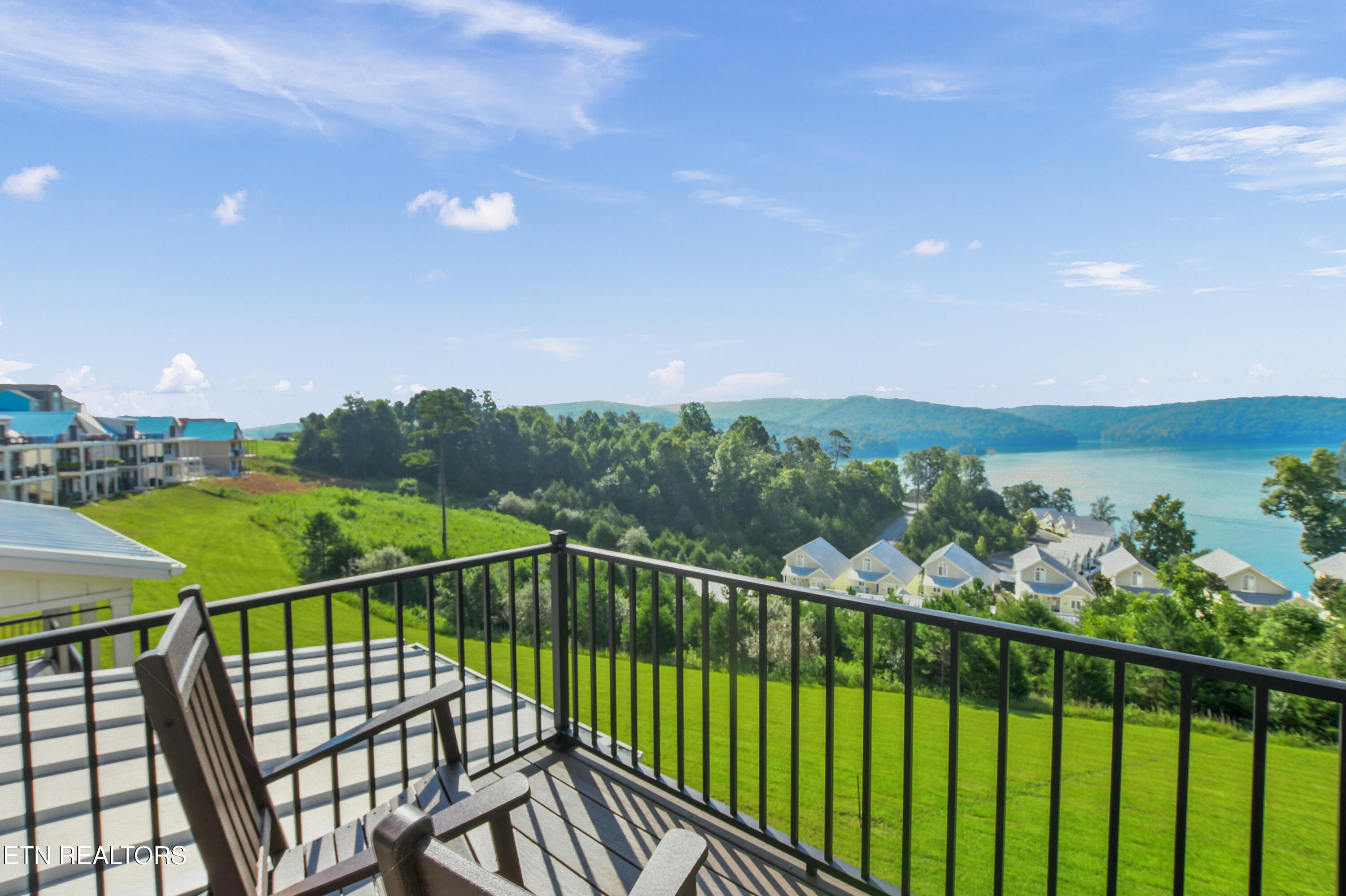 110 E Harbor View Lane Lafollette TN 37766