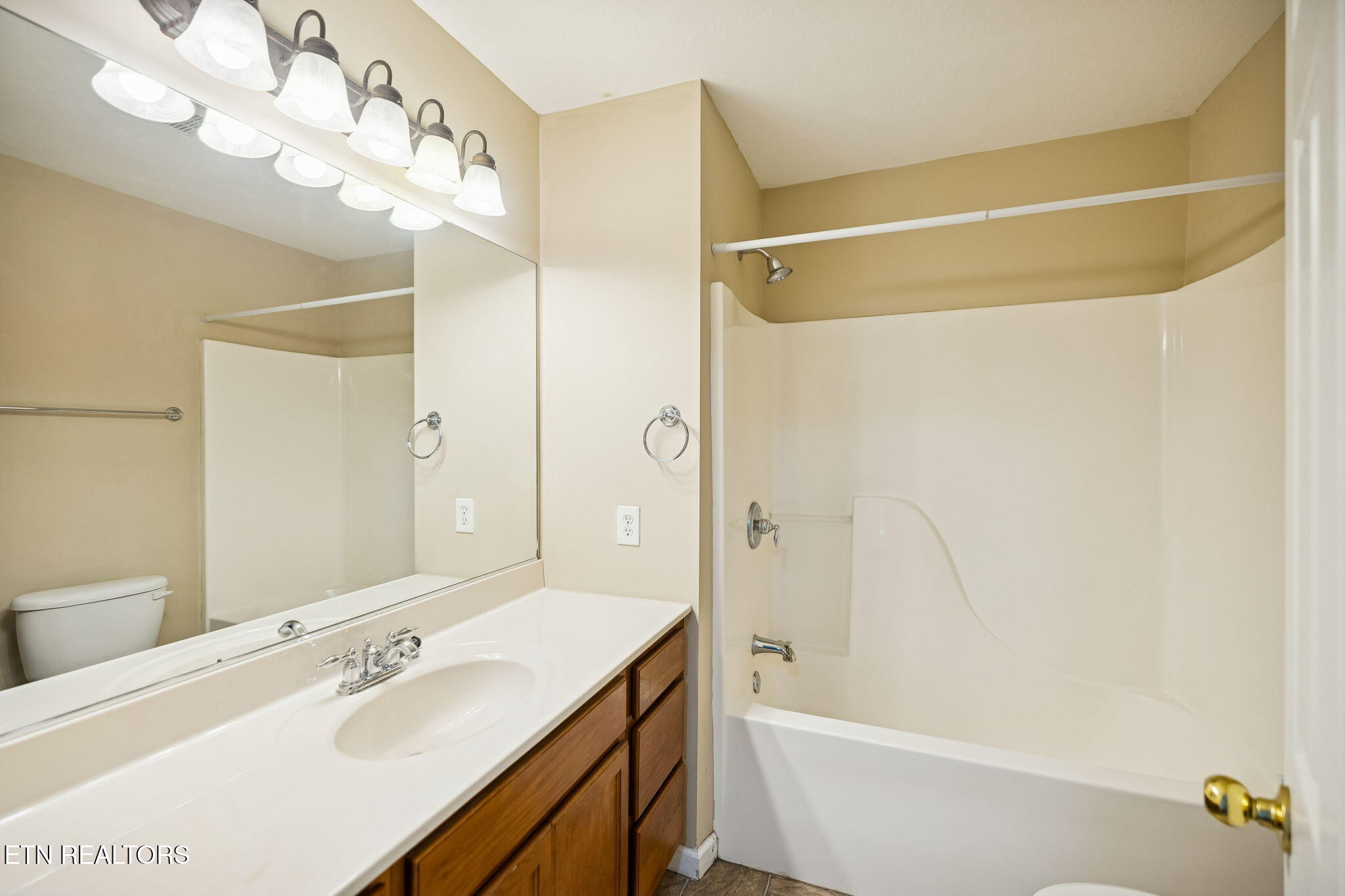 948 Micro Way Knoxville TN 37912