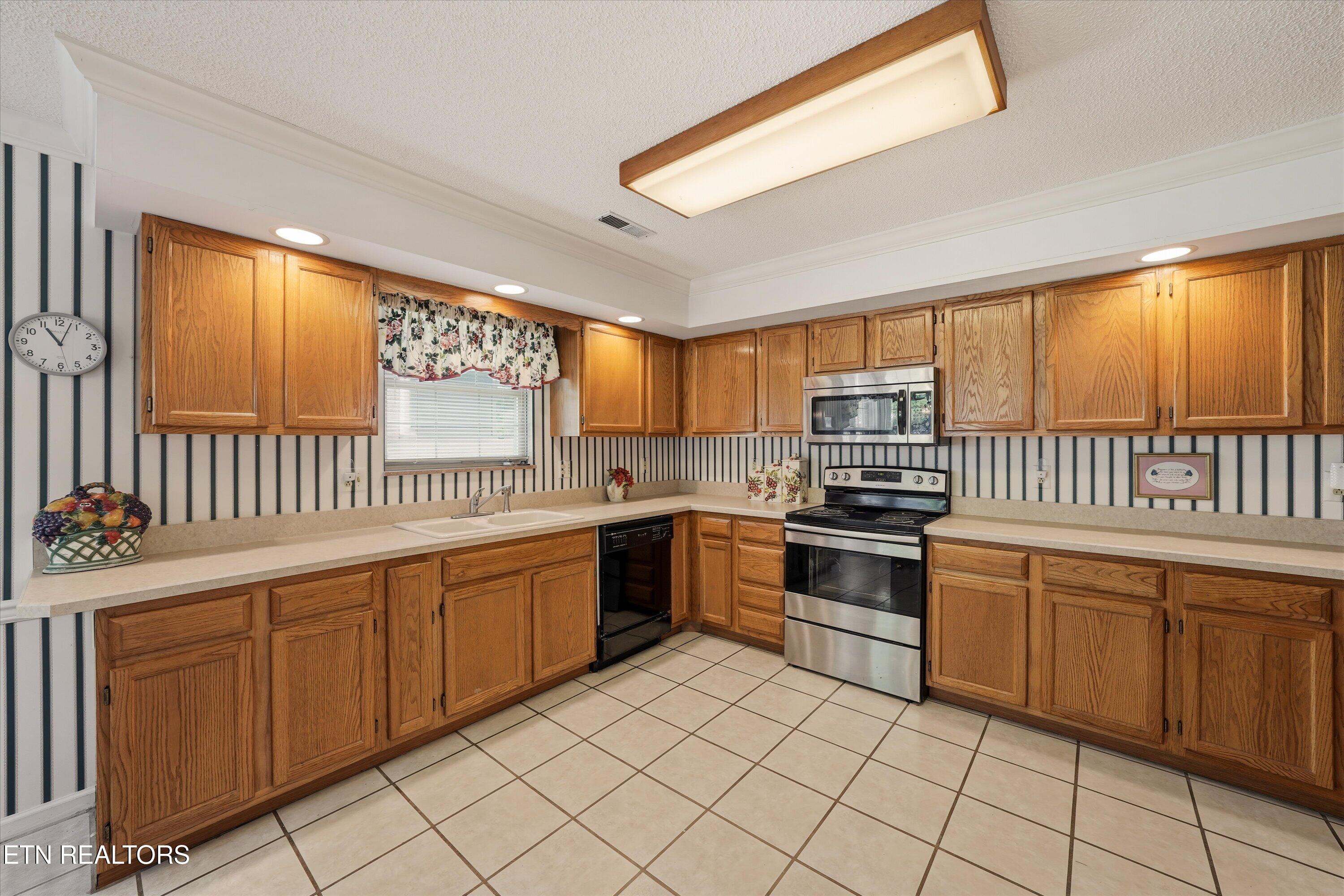 7328 Shalimar Point Way Knoxville TN 37918