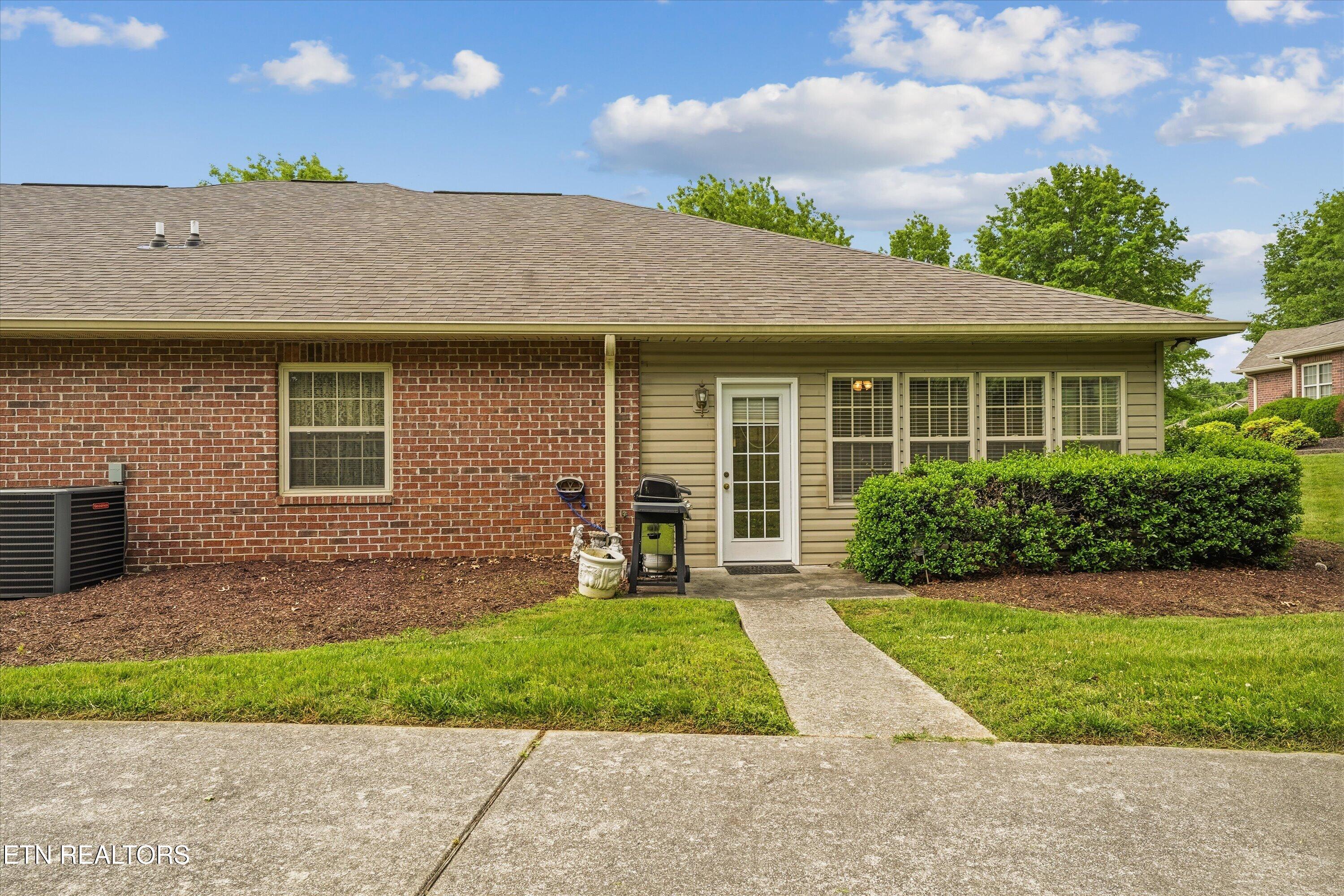 7328 Shalimar Point Way Knoxville TN 37918
