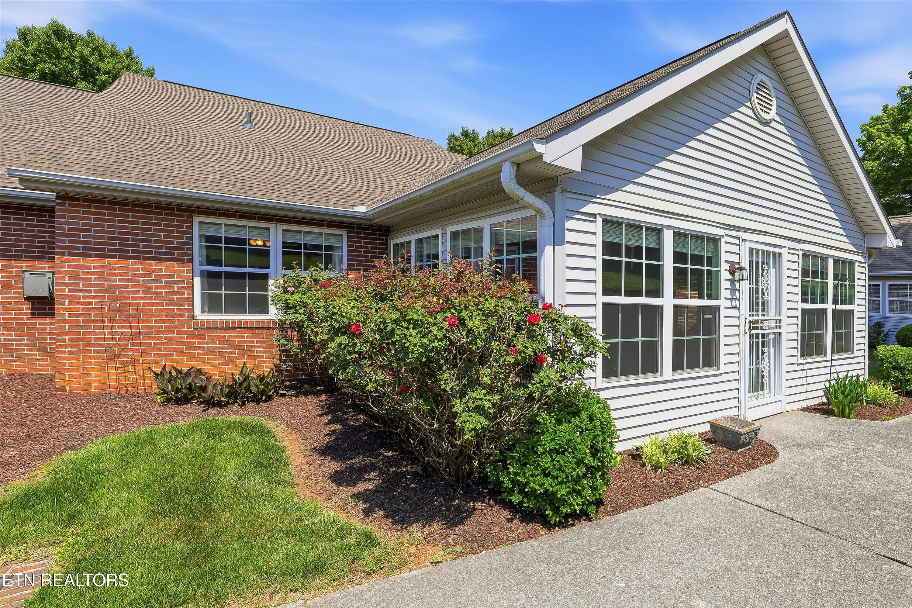 715 Cedar Lane Knoxville TN 37912