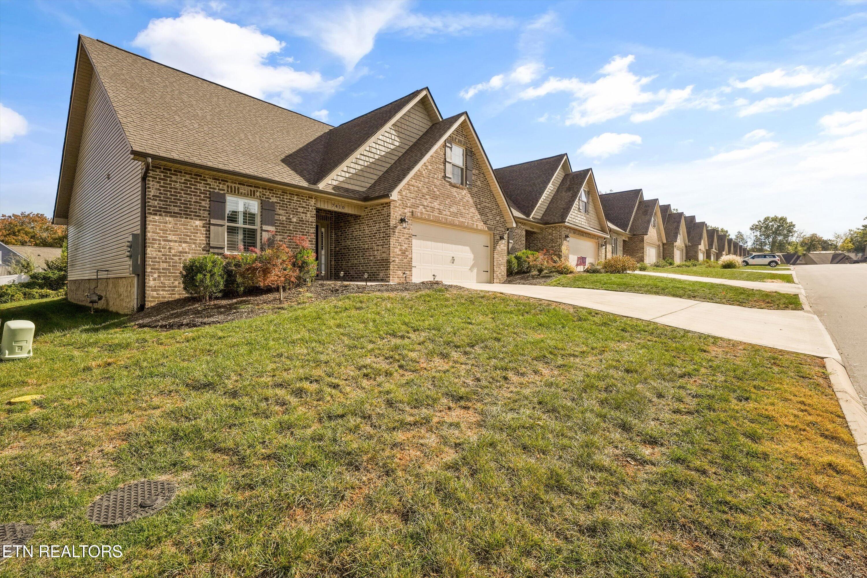 7410 Willow Path Lane Knoxville TN 37918