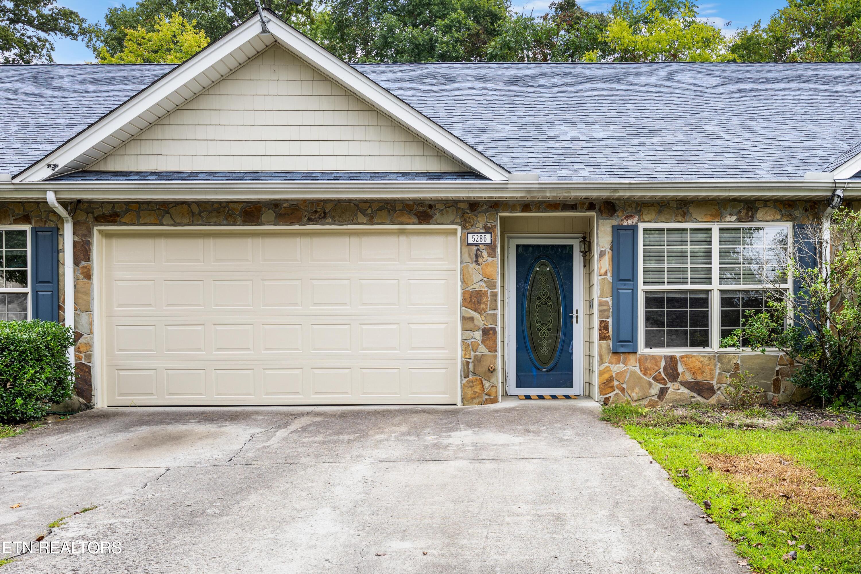 5286 Avery Woods Lane Knoxville TN 37921