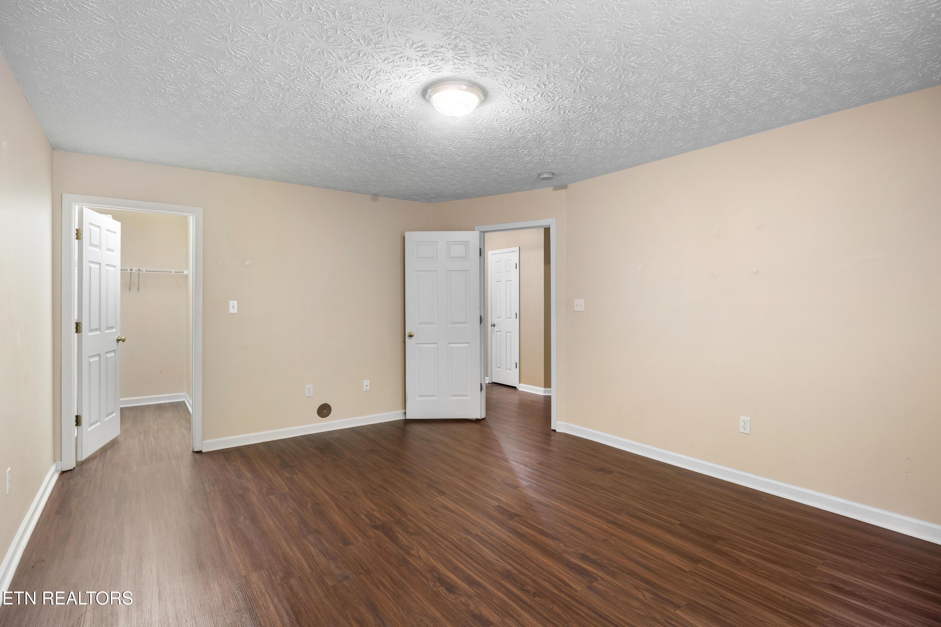 5286 Avery Woods Lane Knoxville TN 37921
