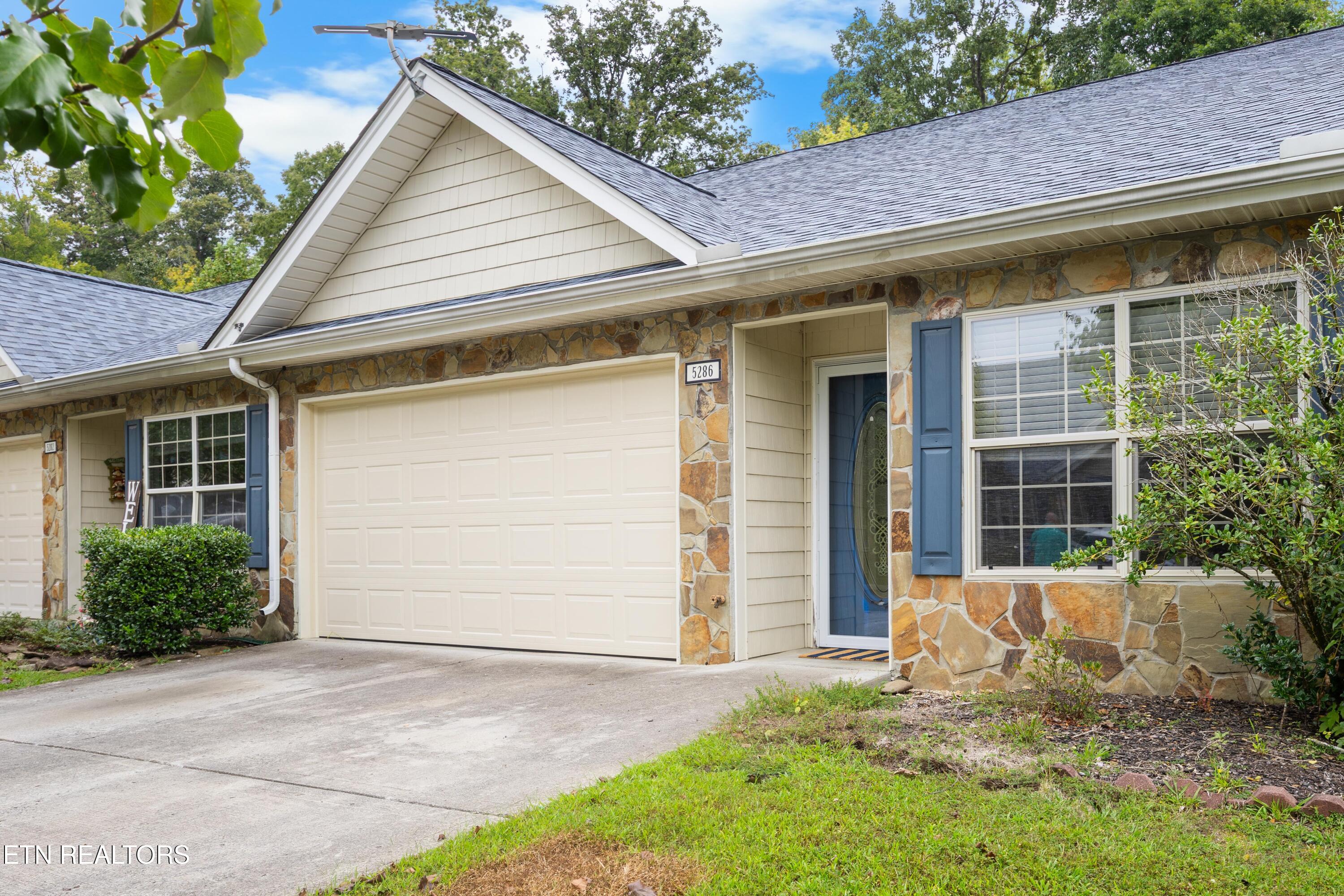 5286 Avery Woods Lane Knoxville TN 37921