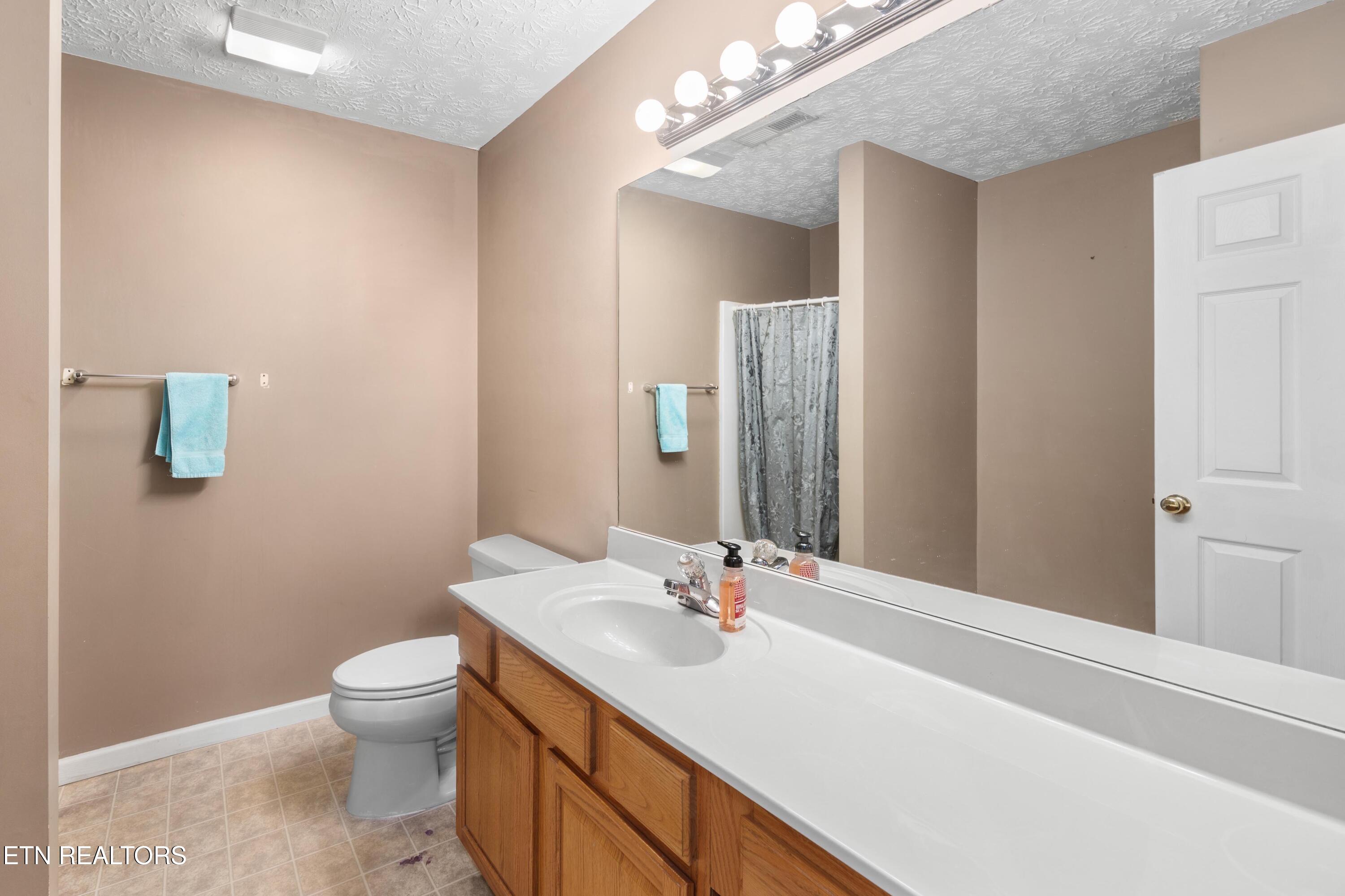 5286 Avery Woods Lane Knoxville TN 37921