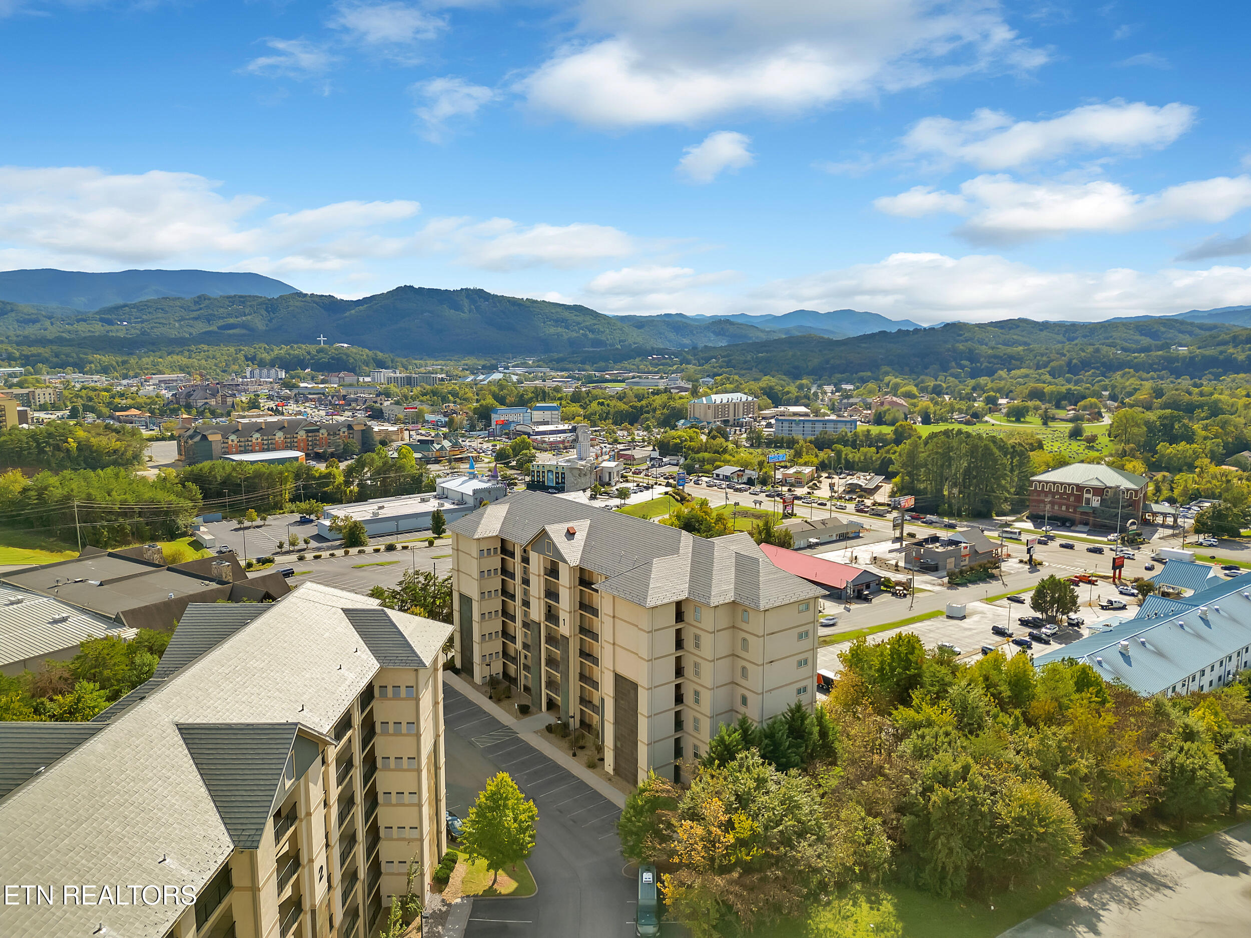 124 Plaza Drive Pigeon Forge TN 37863