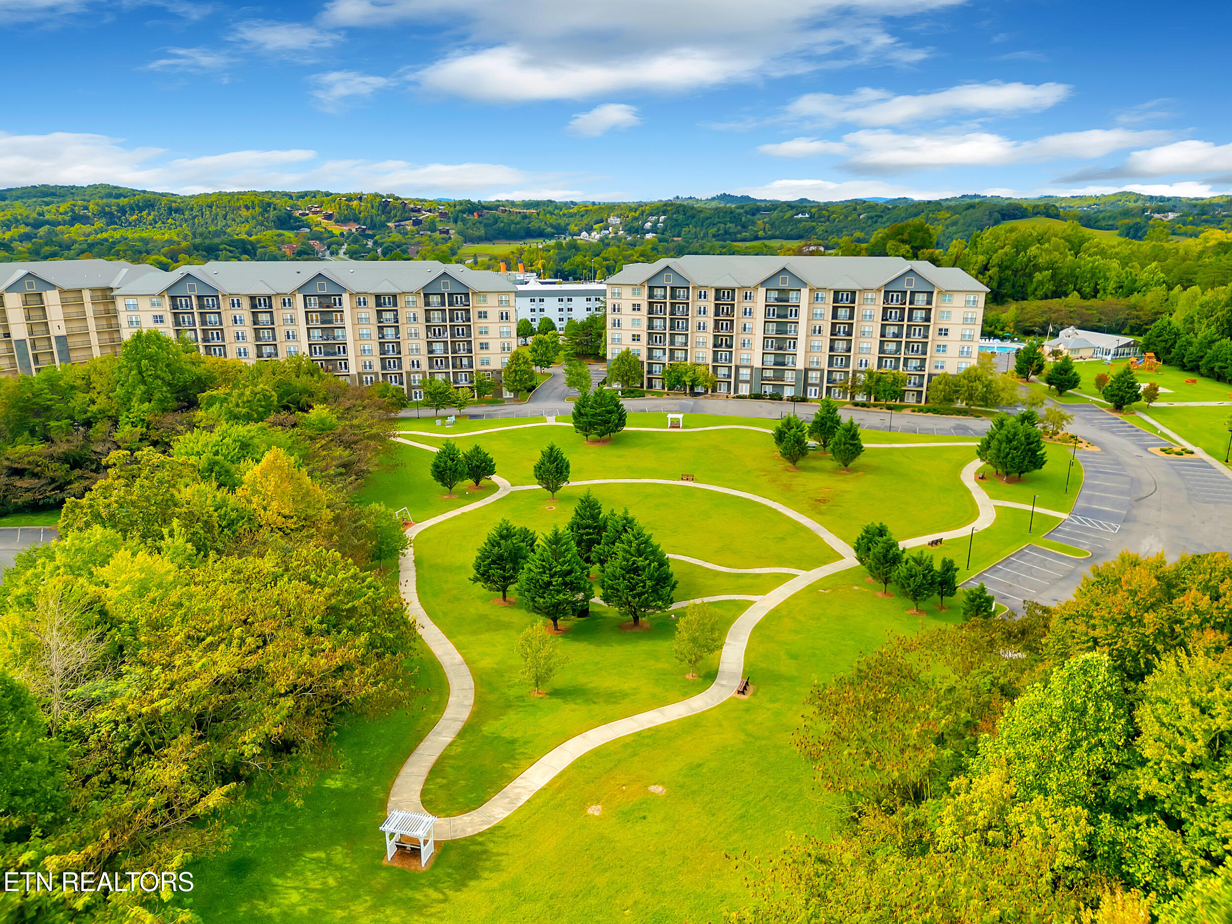 124 Plaza Drive Pigeon Forge TN 37863