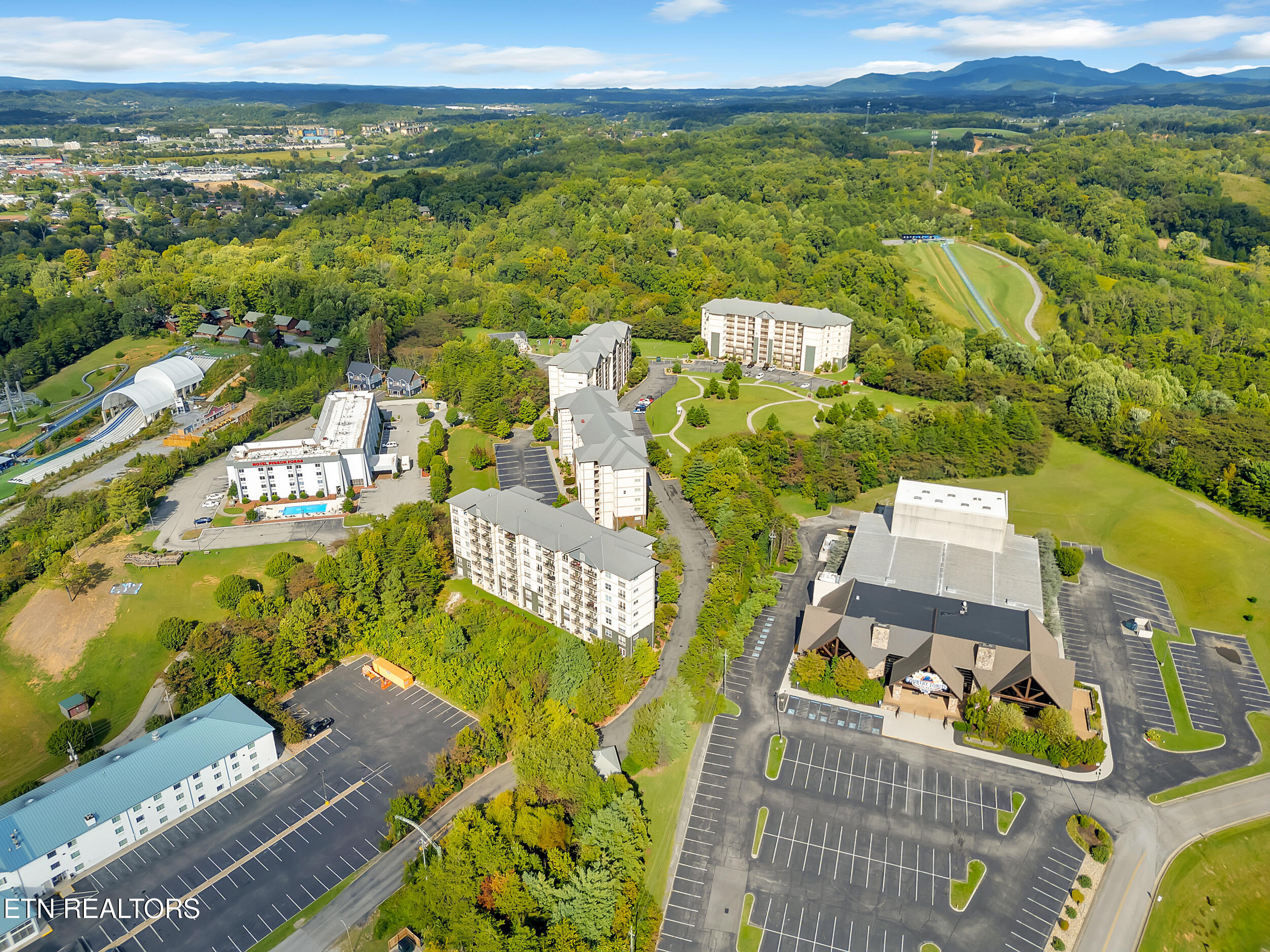 124 Plaza Drive Pigeon Forge TN 37863