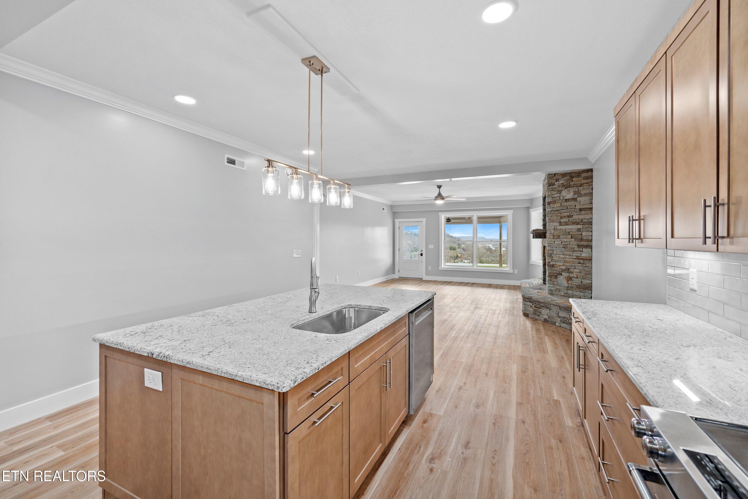 2414 Grand View Court Kingston TN 37763