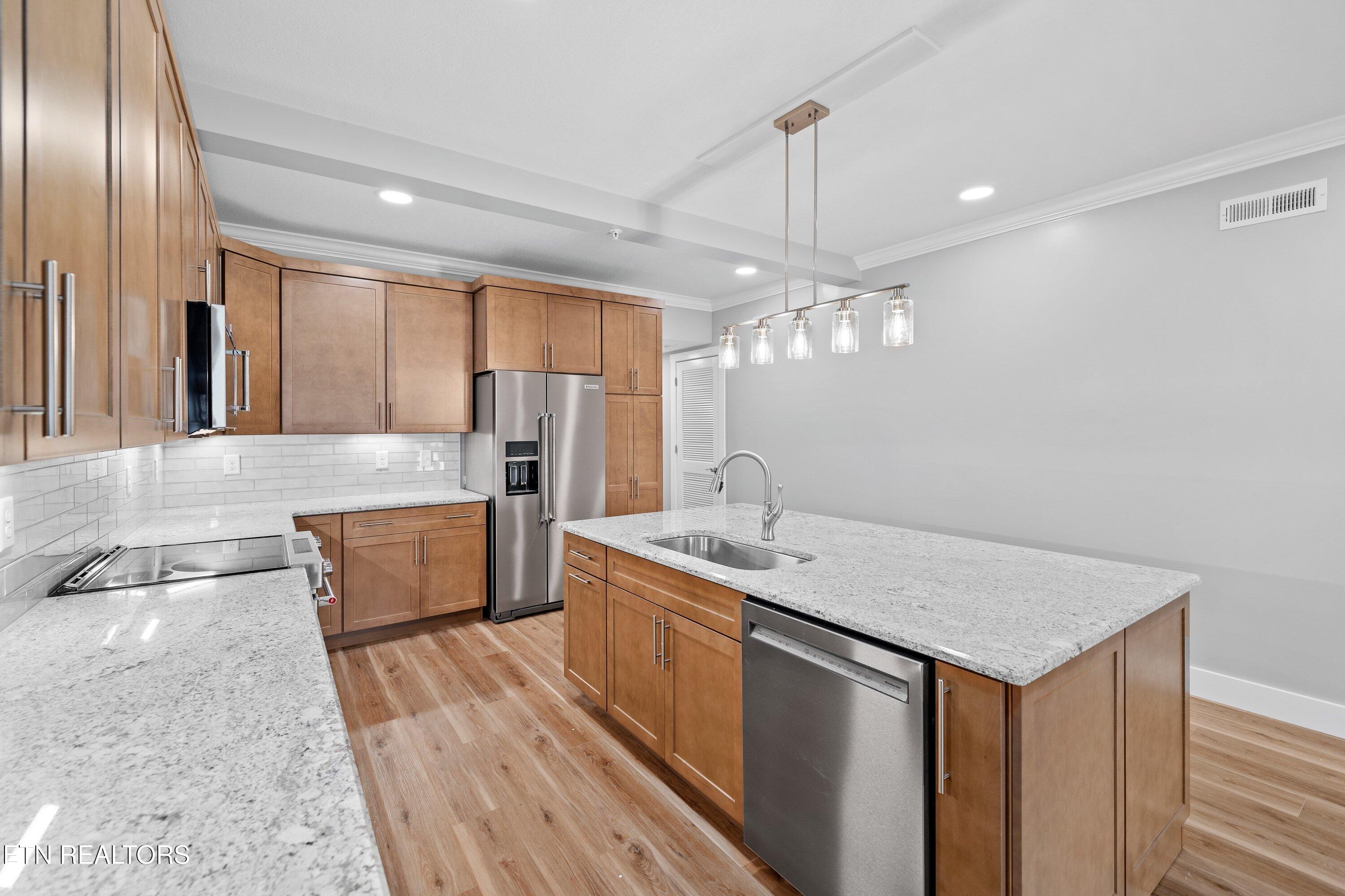 2414 Grand View Court Kingston TN 37763