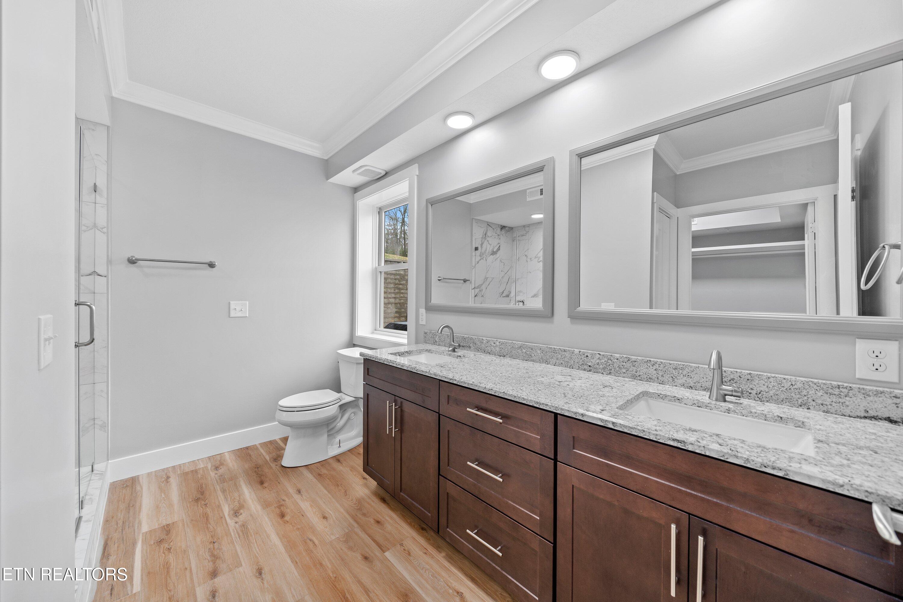2414 Grand View Court Kingston TN 37763