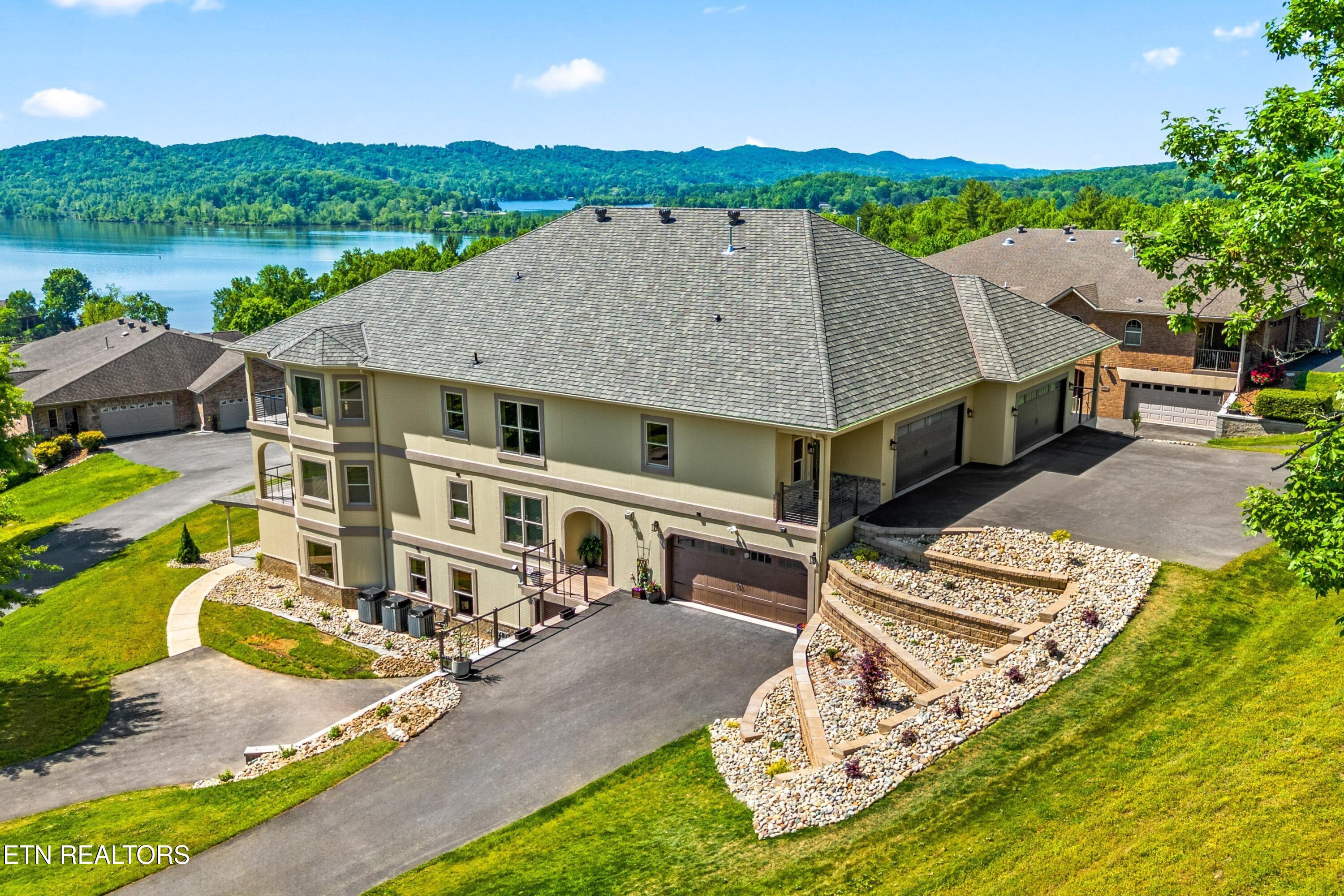 2414 Grand View Court Kingston TN 37763