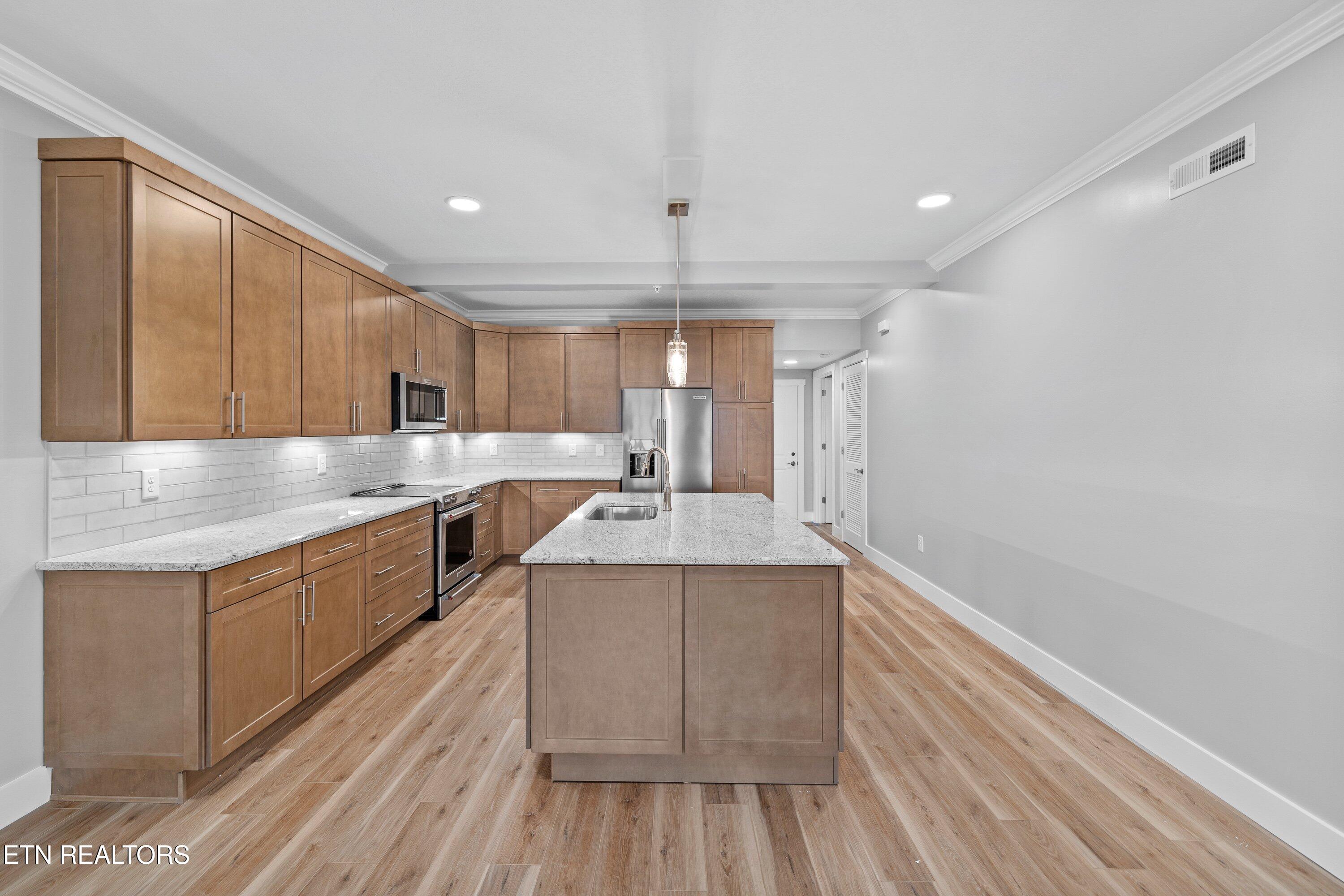 2414 Grand View Court Kingston TN 37763