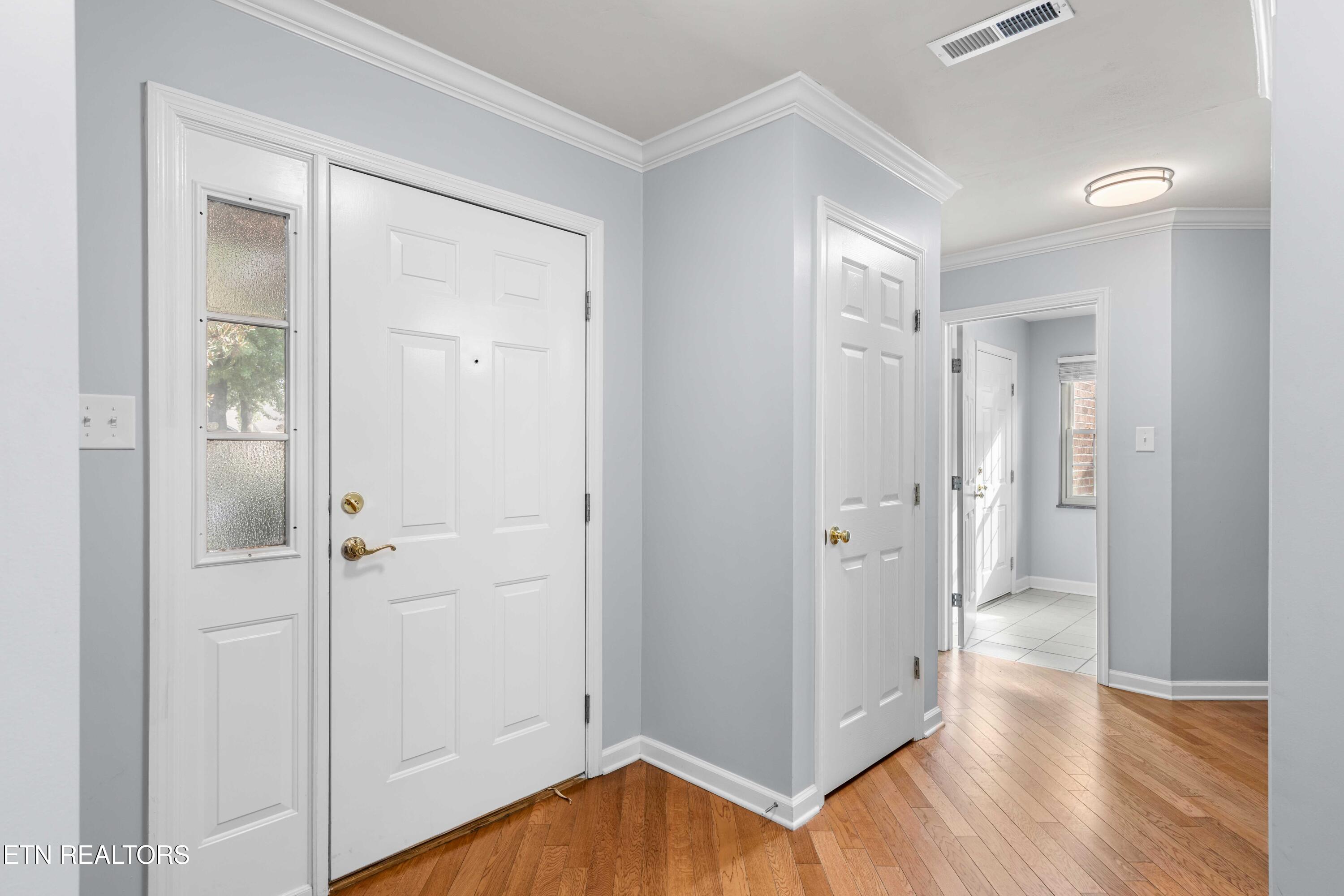 7359 Shalimar Point Way Knoxville TN 37918