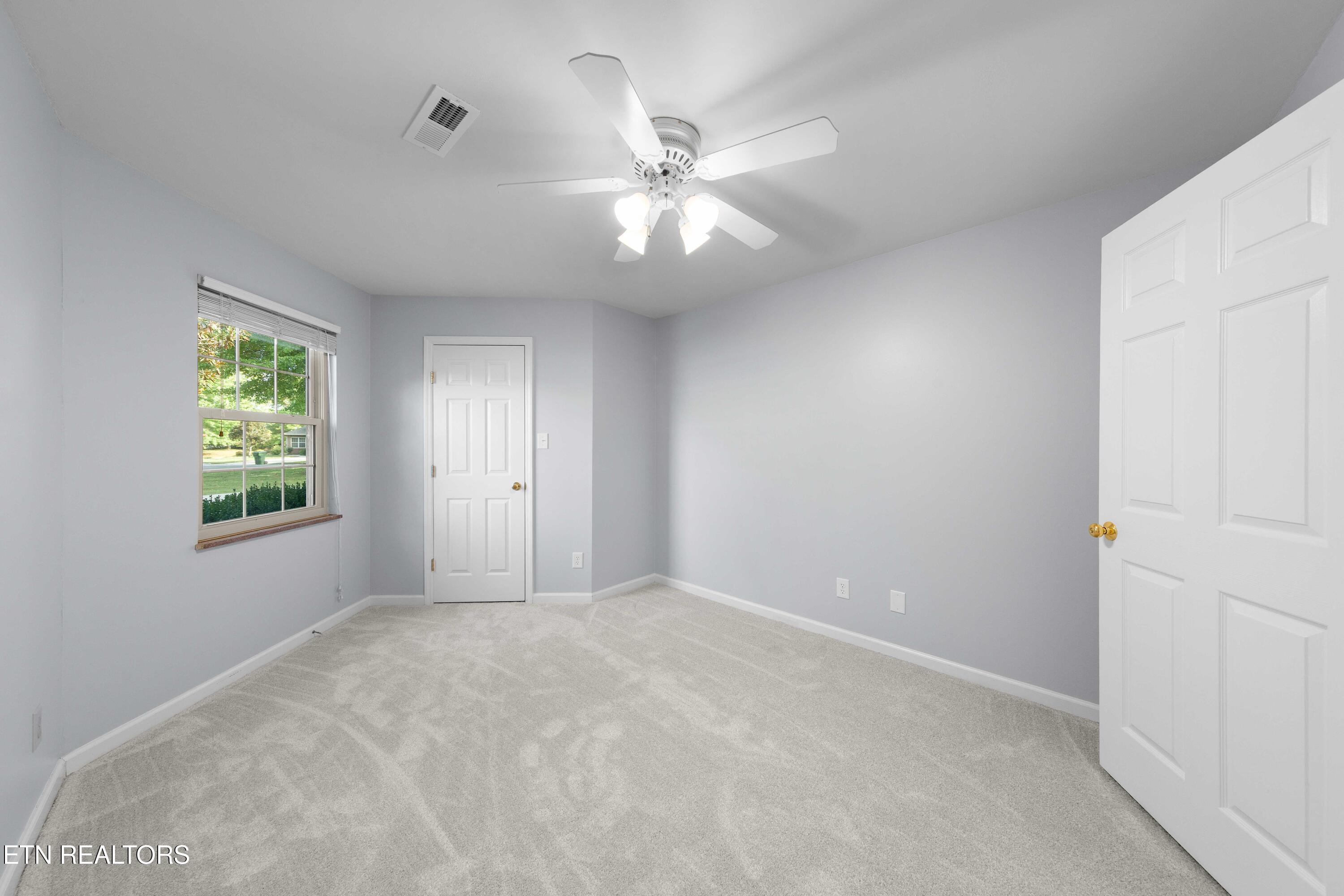 7359 Shalimar Point Way Knoxville TN 37918