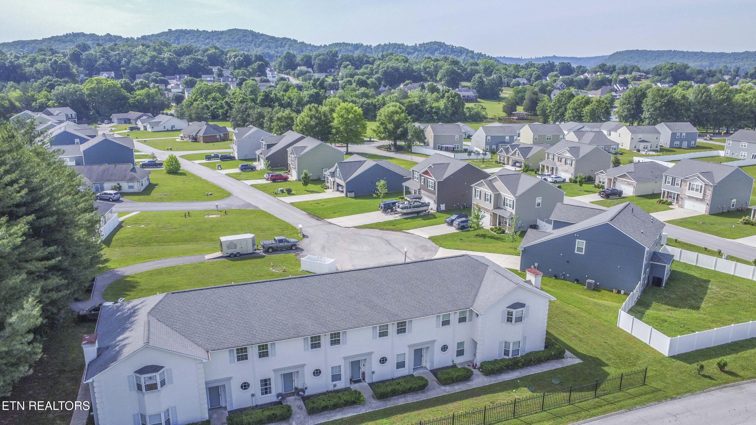 102 Village Trace Kingston TN 37763
