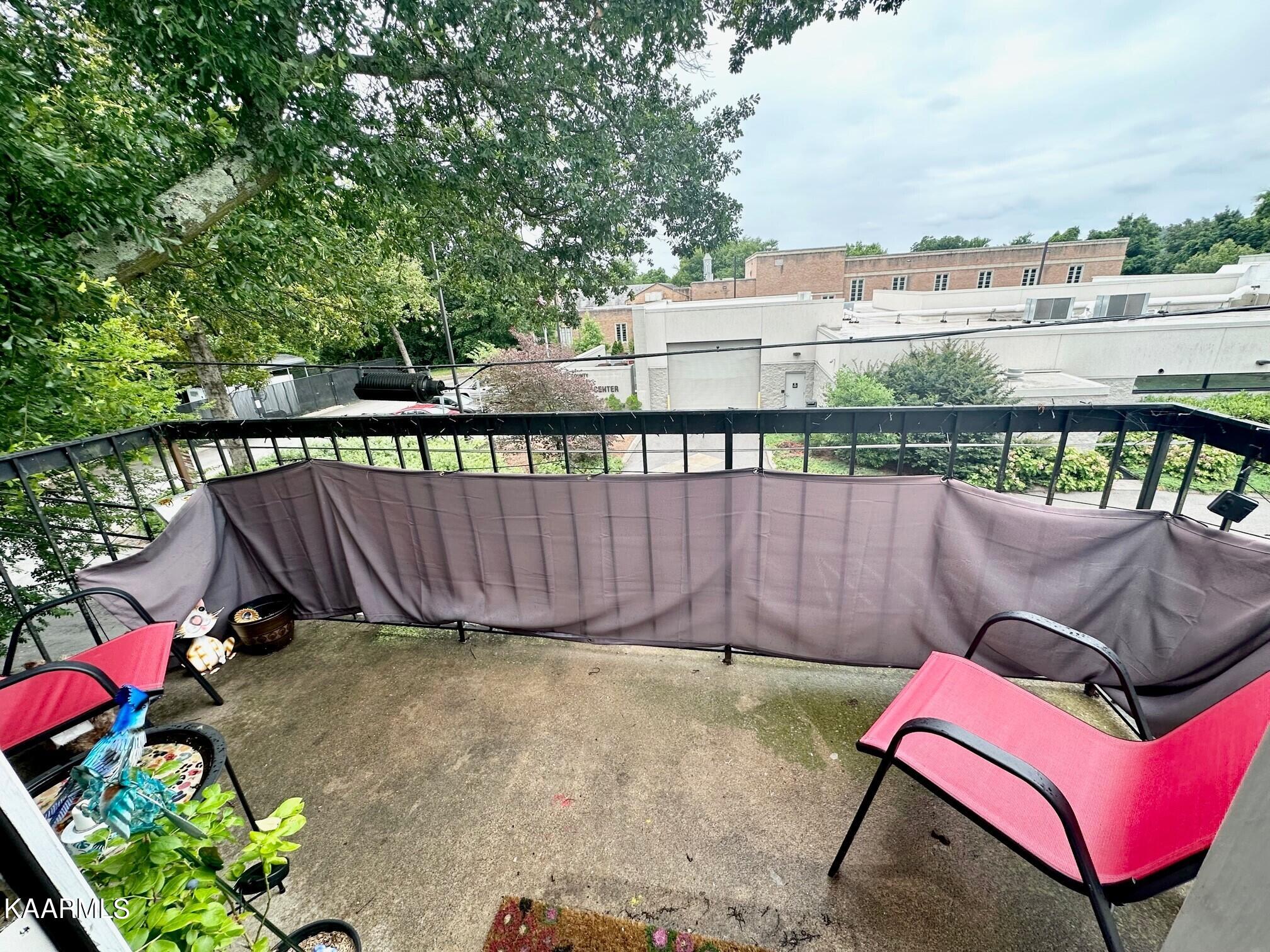 2749 Sullins Street Knoxville TN 37919