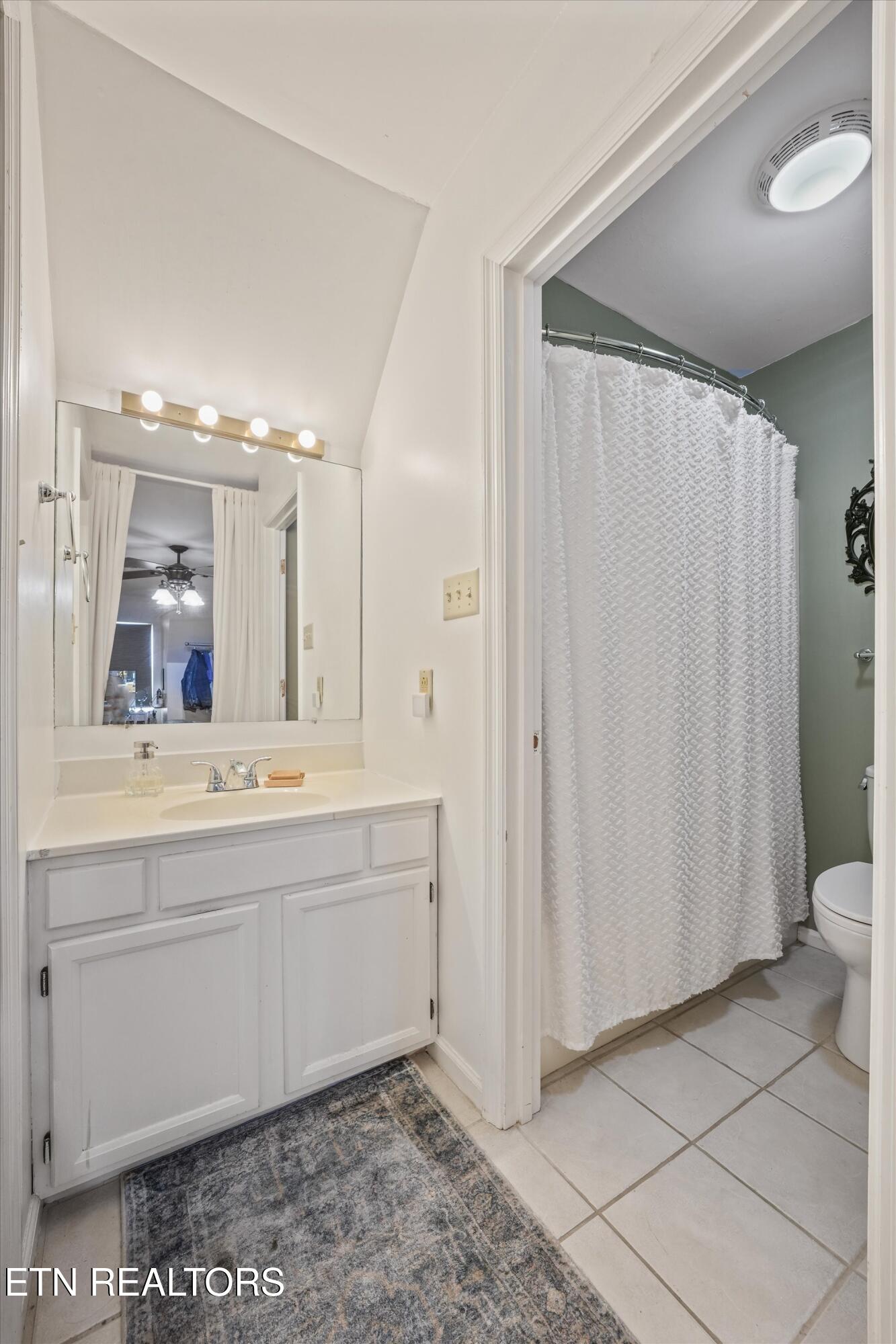 5009 Trace Manor Lane Knoxville TN 37912