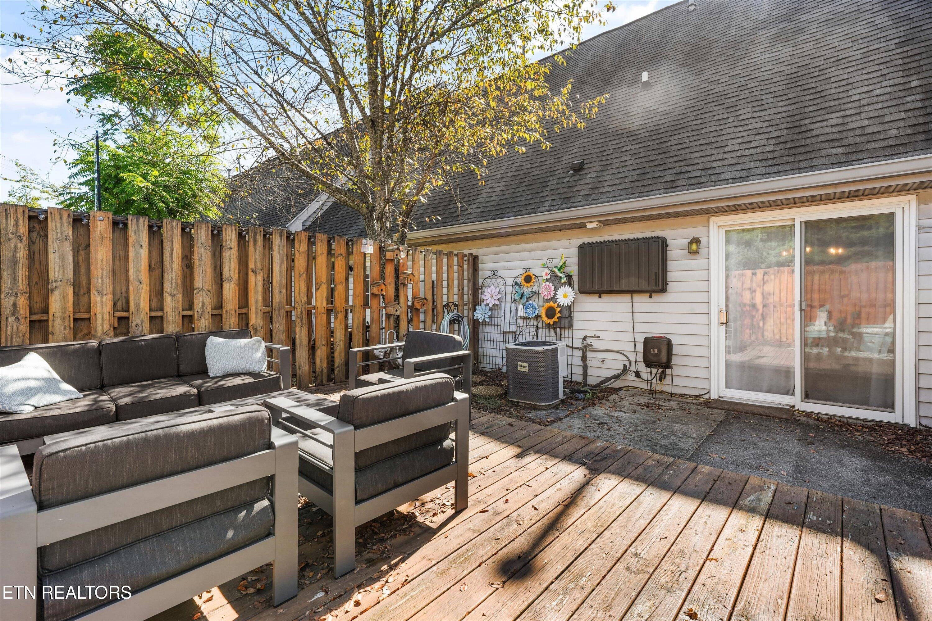 5009 Trace Manor Lane Knoxville TN 37912
